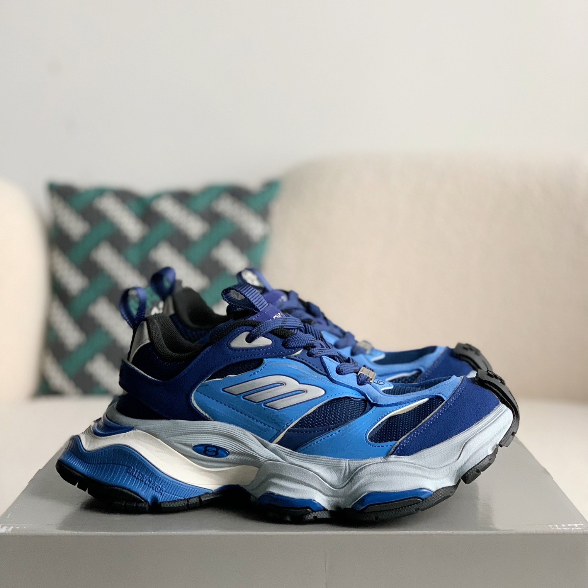 Balenciaga Cargo Sneakers in Blue/White
