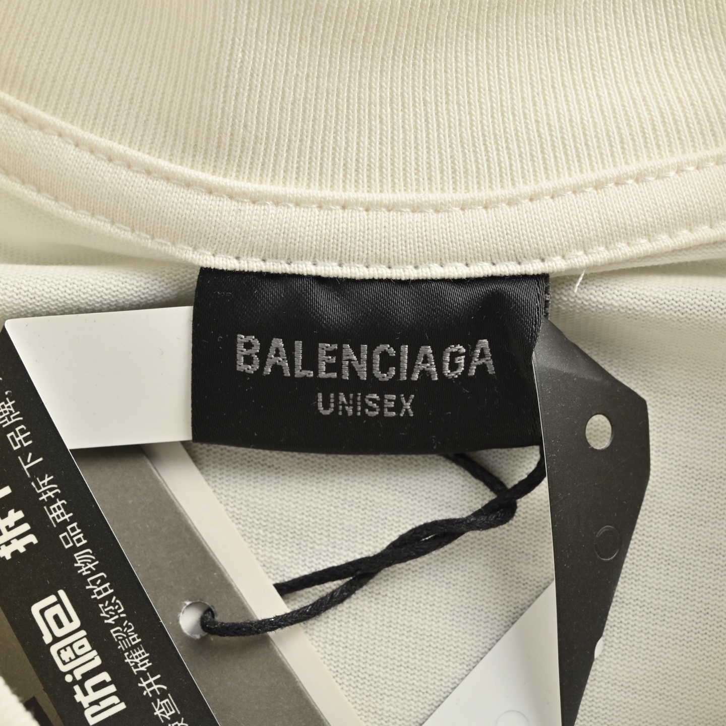 Hand-painted yellow letter print T-shirt