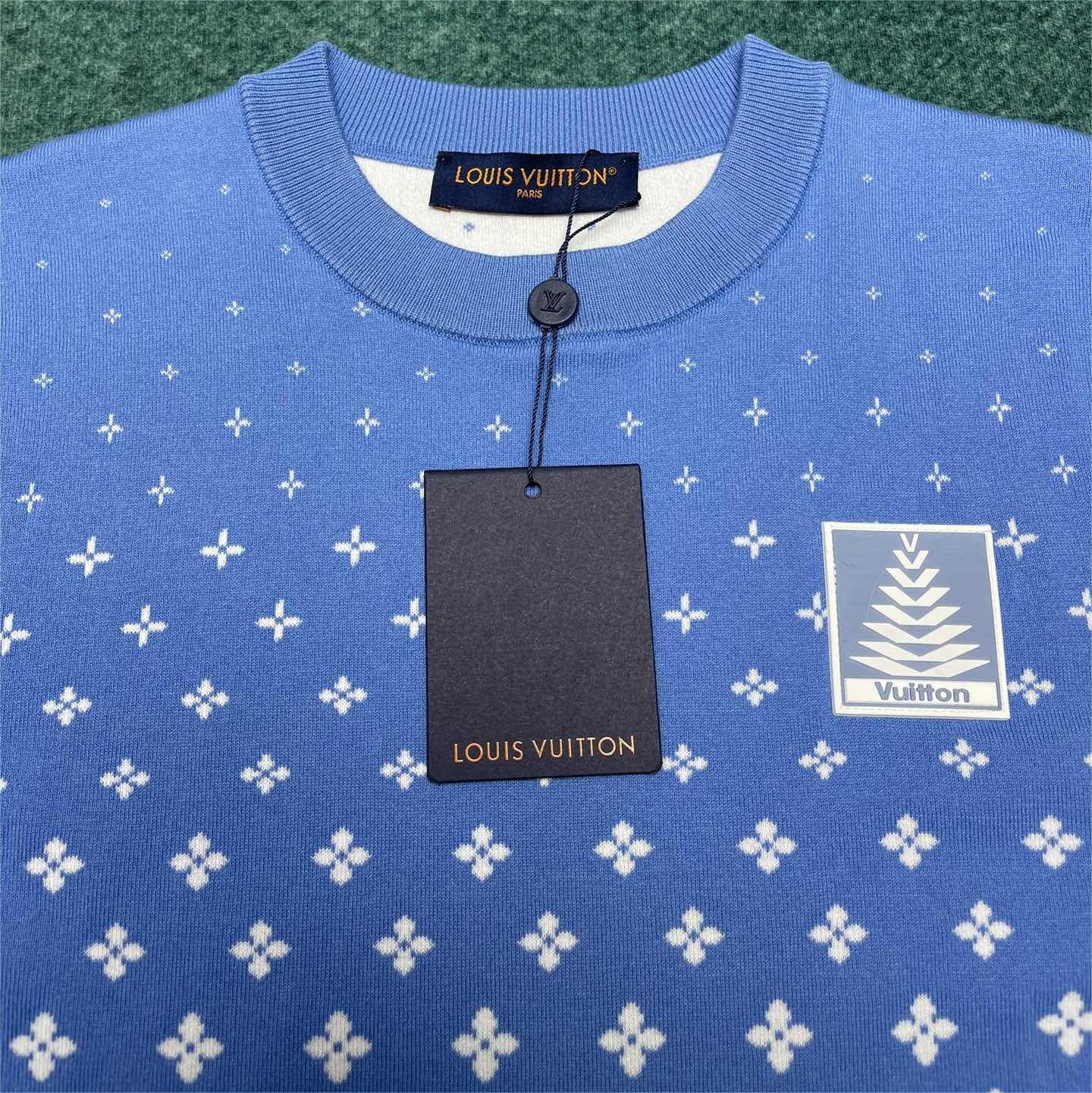 Blue Gradient Print T shirt