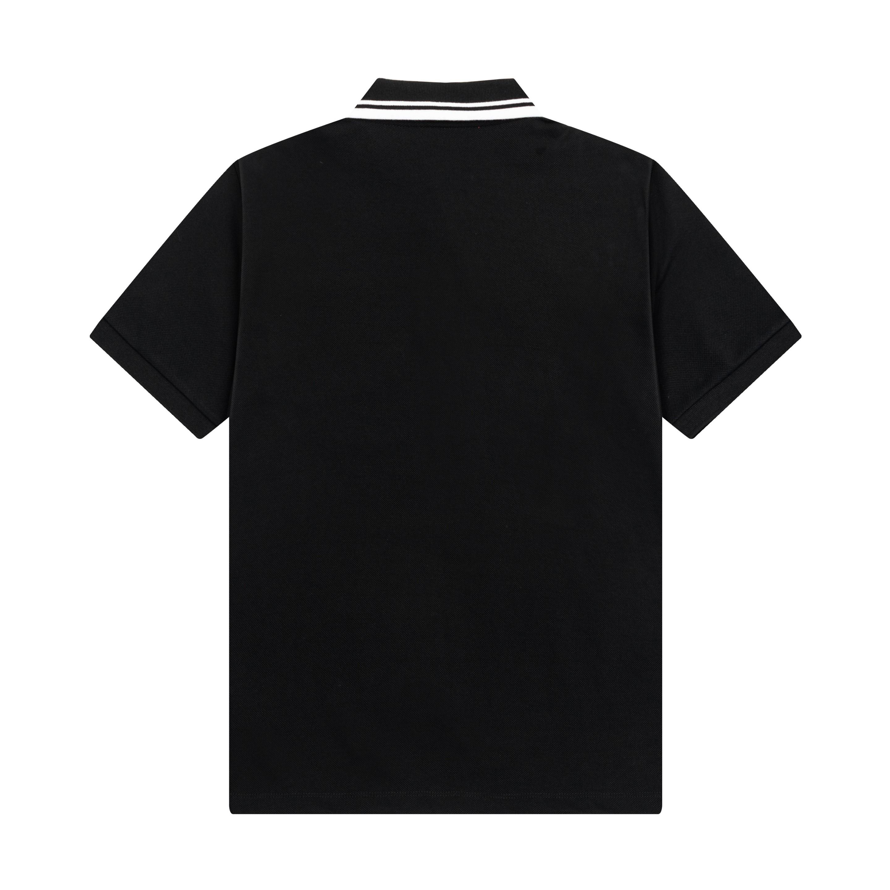 New Polo with pocket embroidery