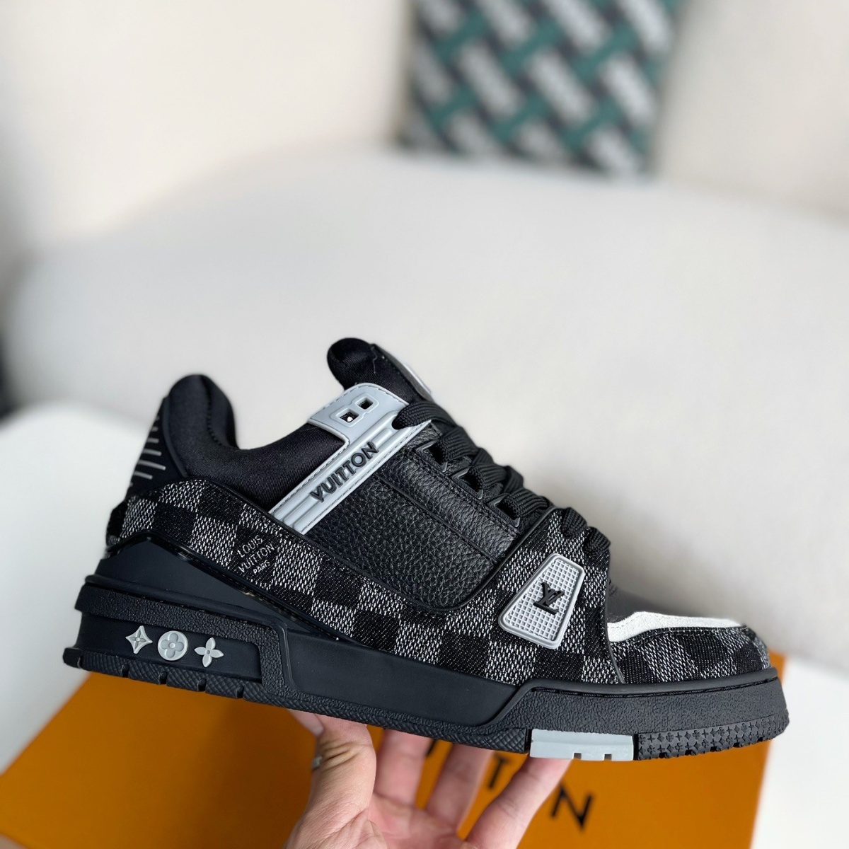 Trainer Damier Black