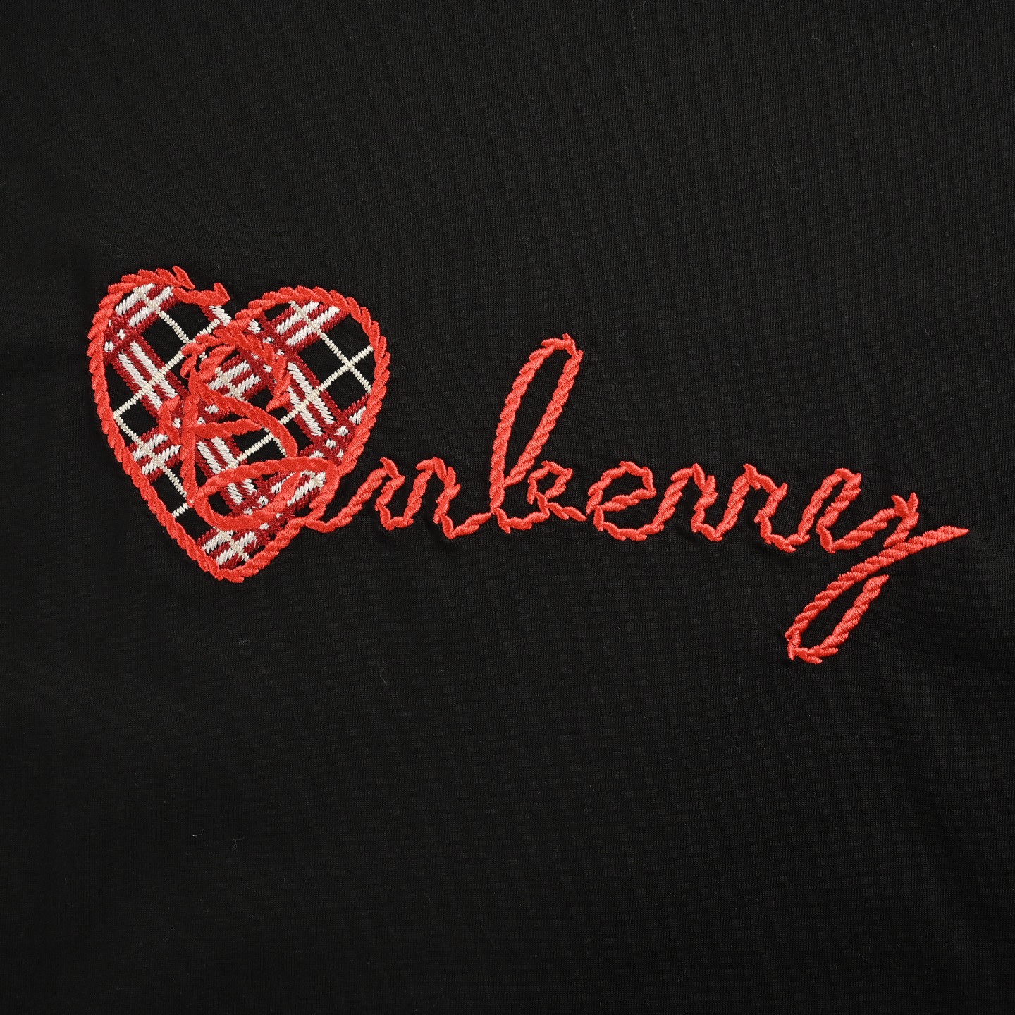 25SS Valentine's Day Limited Edition Heart Embroidery T-Shirt