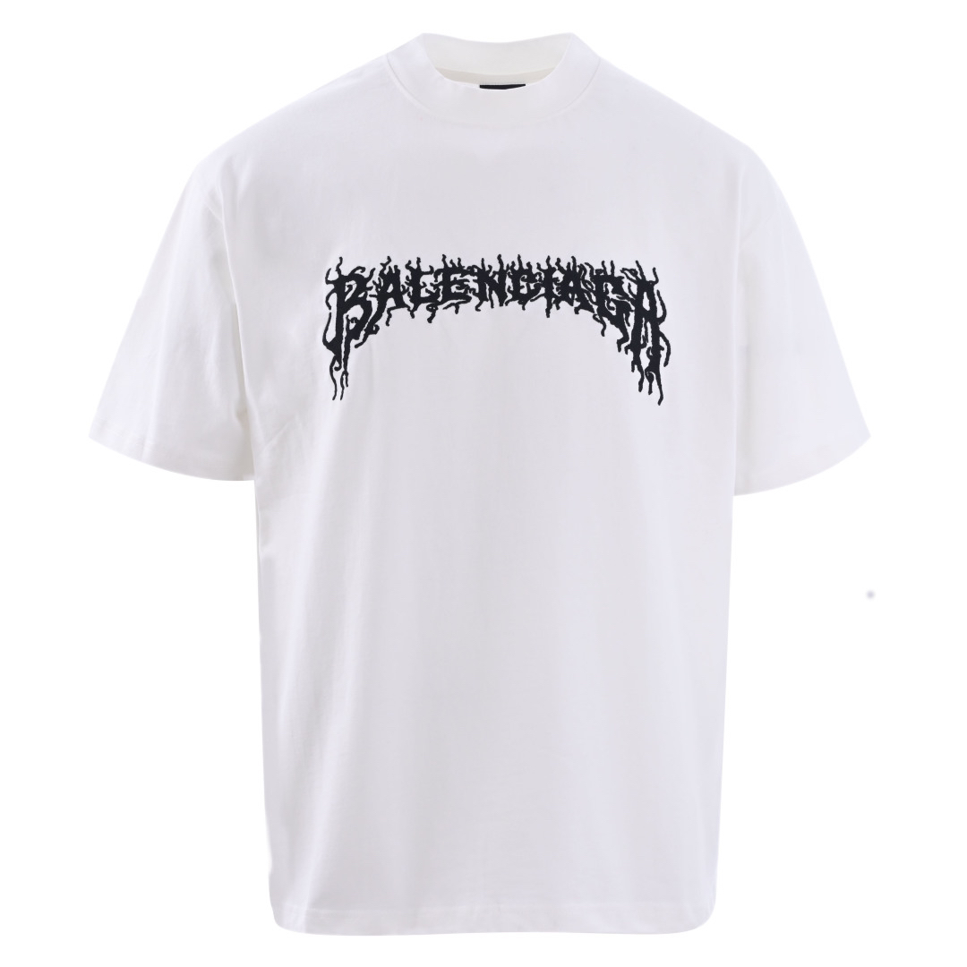New Letter Embroidered T-shirt