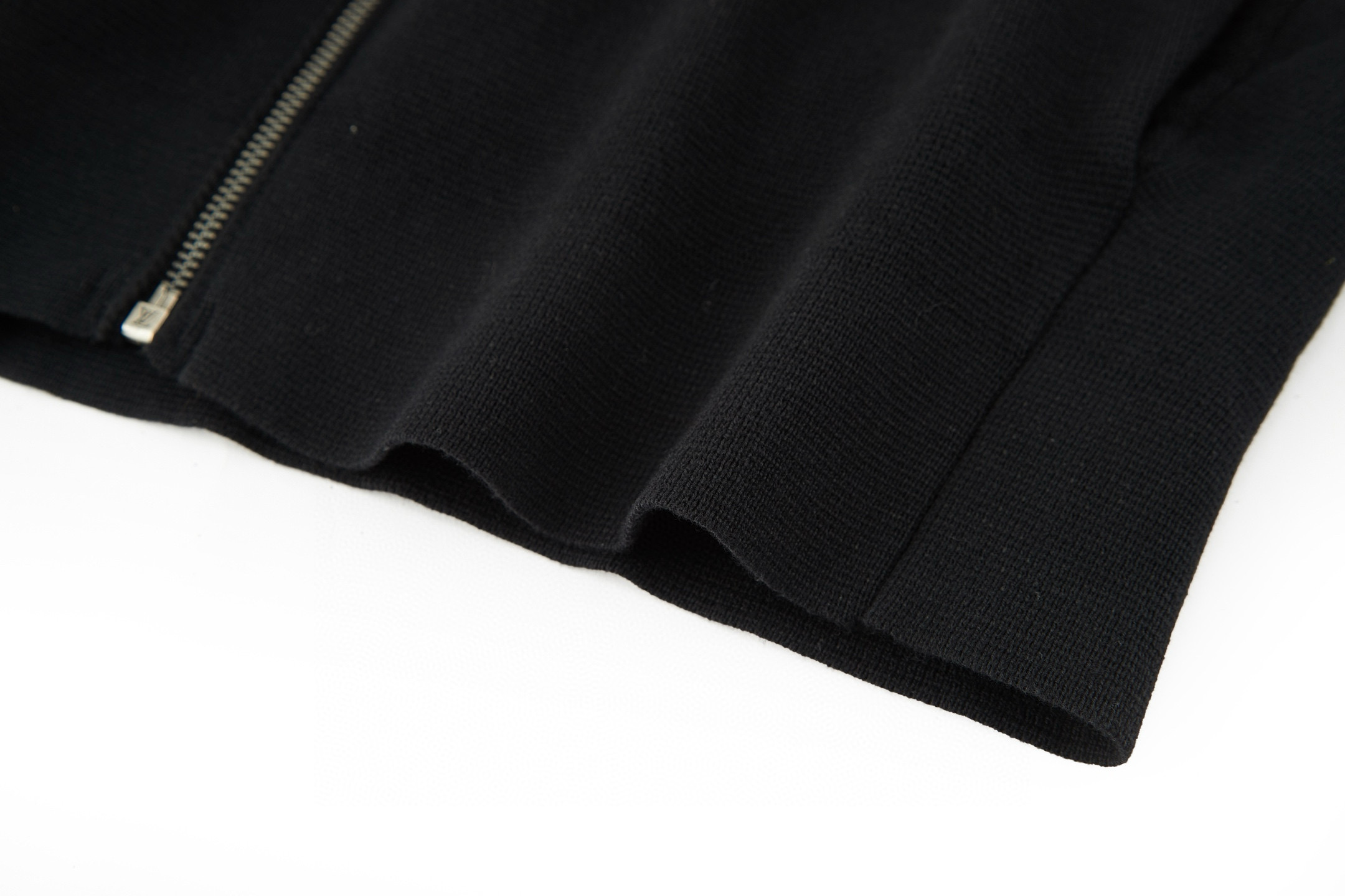 Knitted zip-up jacket