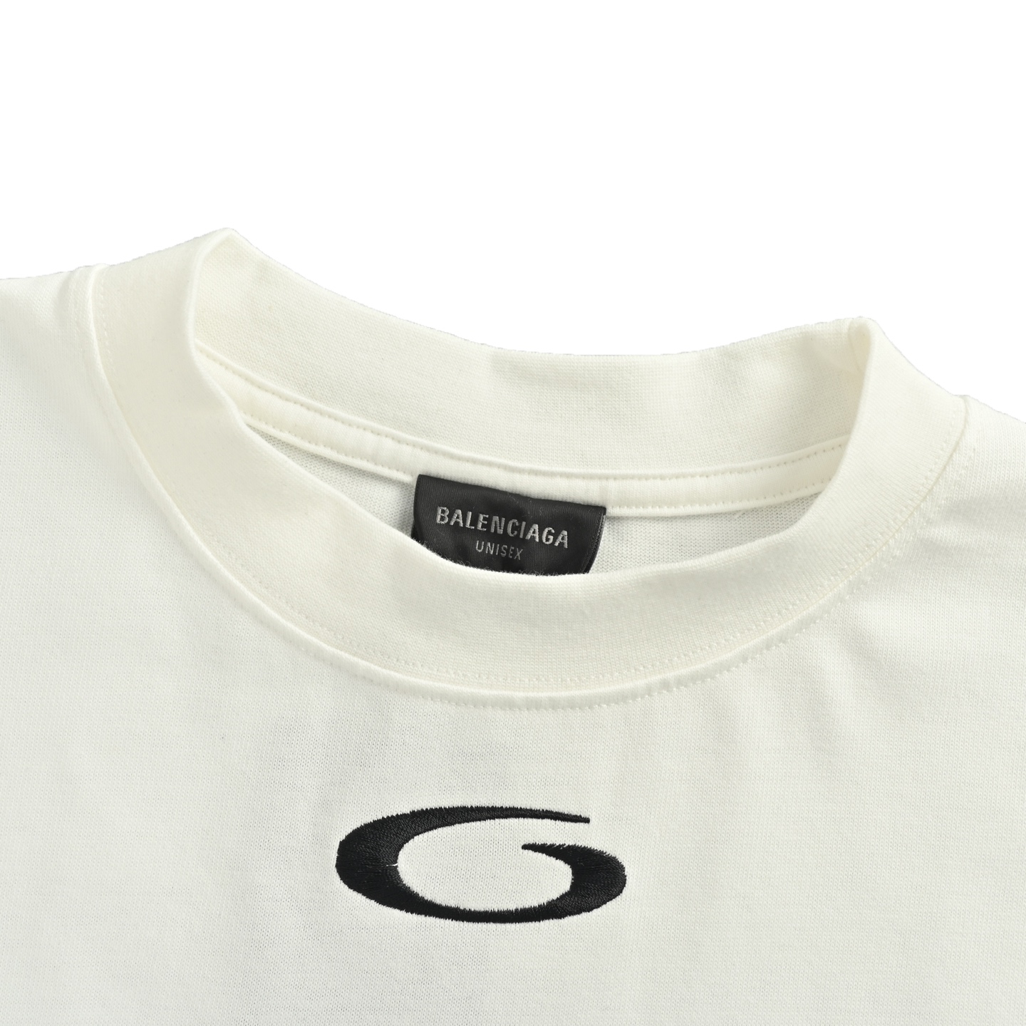 01 Lettering Distressed T-shirt