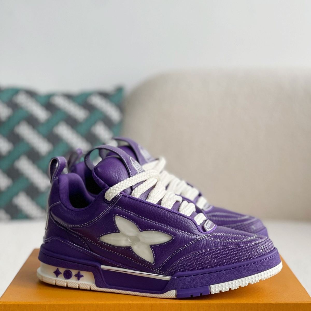 Purple skateboard sneakers