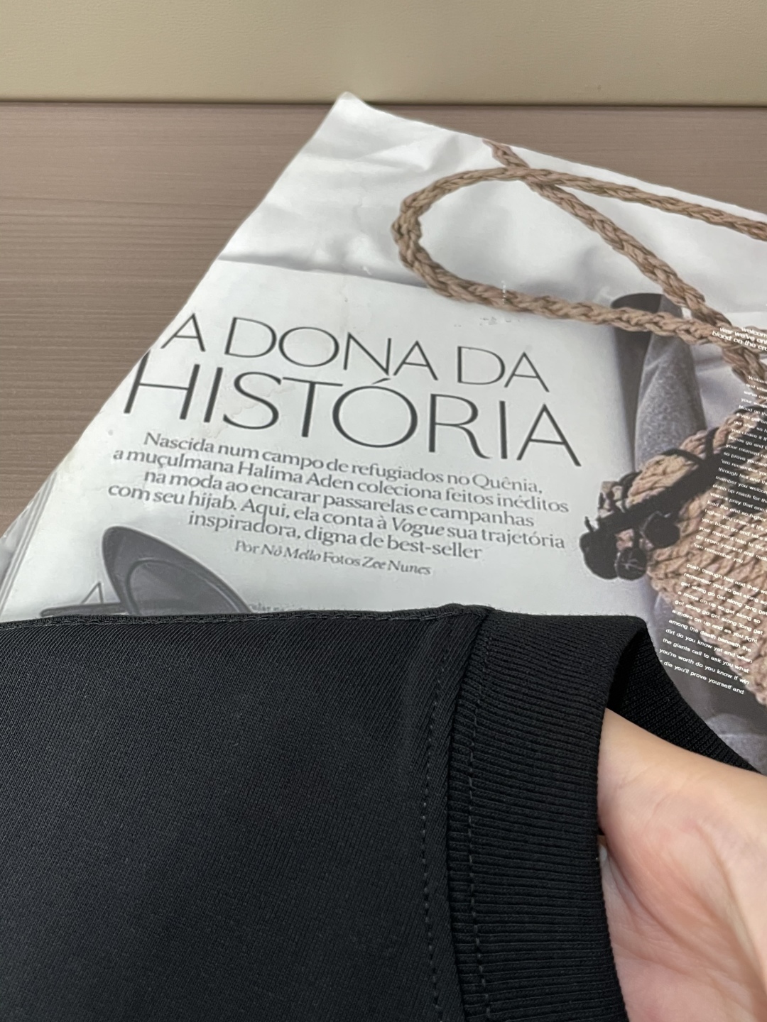 Latest short-sleeved round neck T-shirt