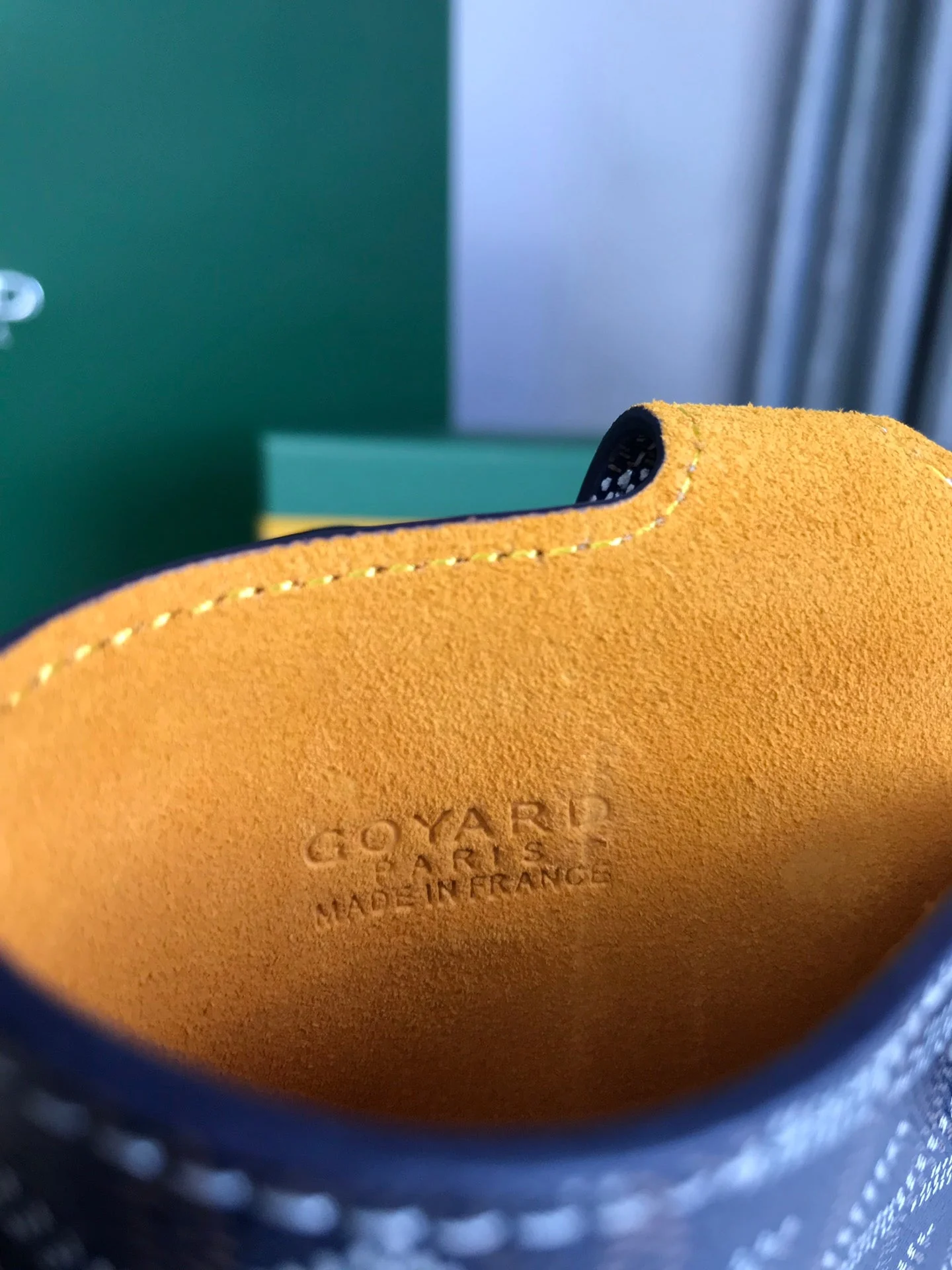 Gm Case 18 In Navy Canvas