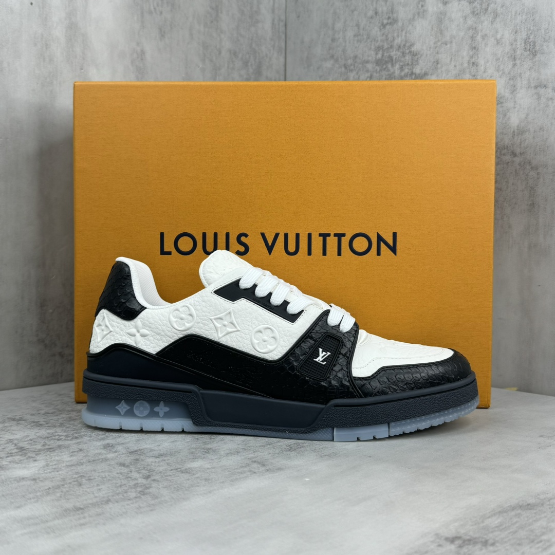 Replica Trainer Sneakers Black White