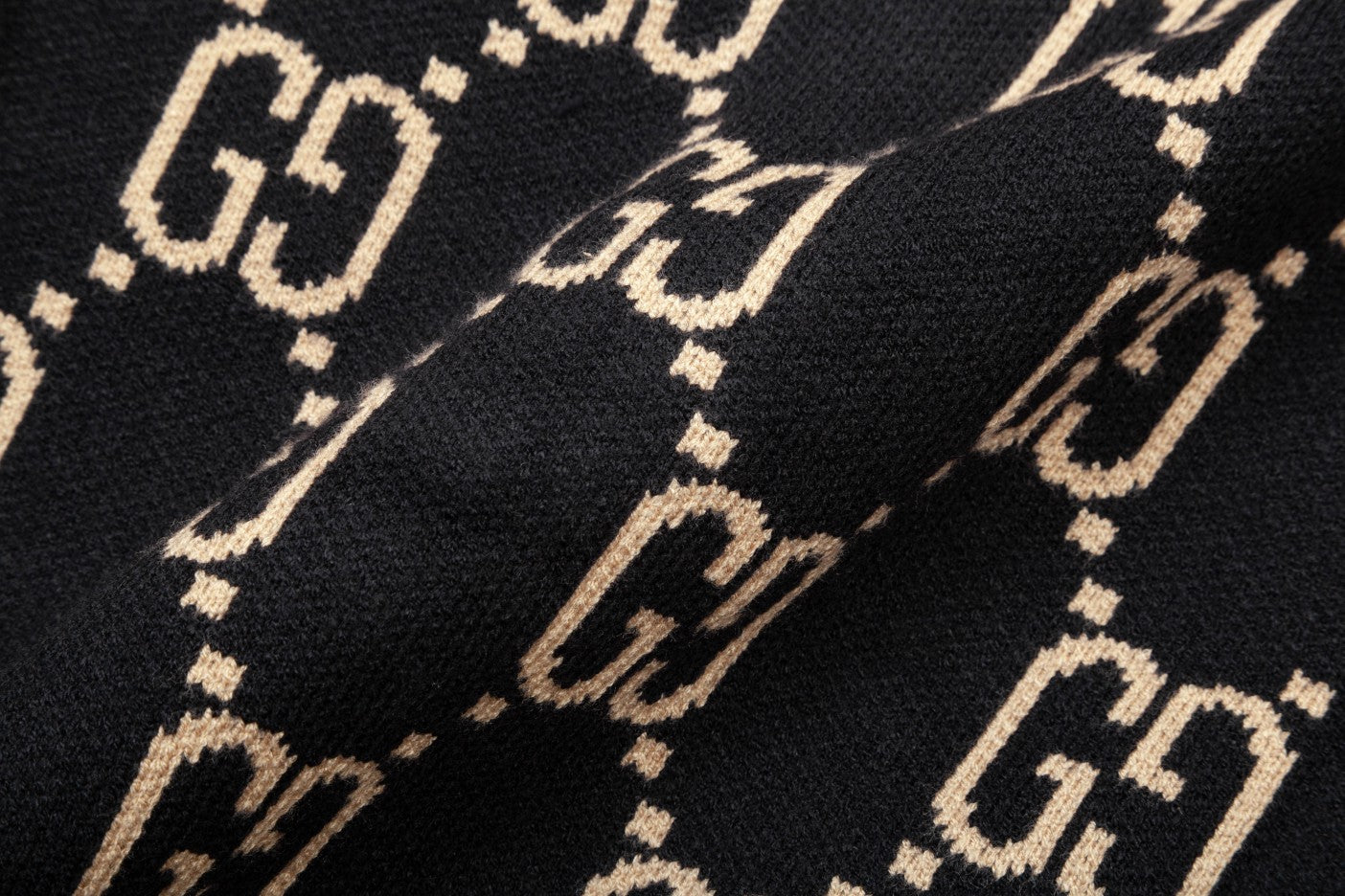 New High Quality Soft Sweater