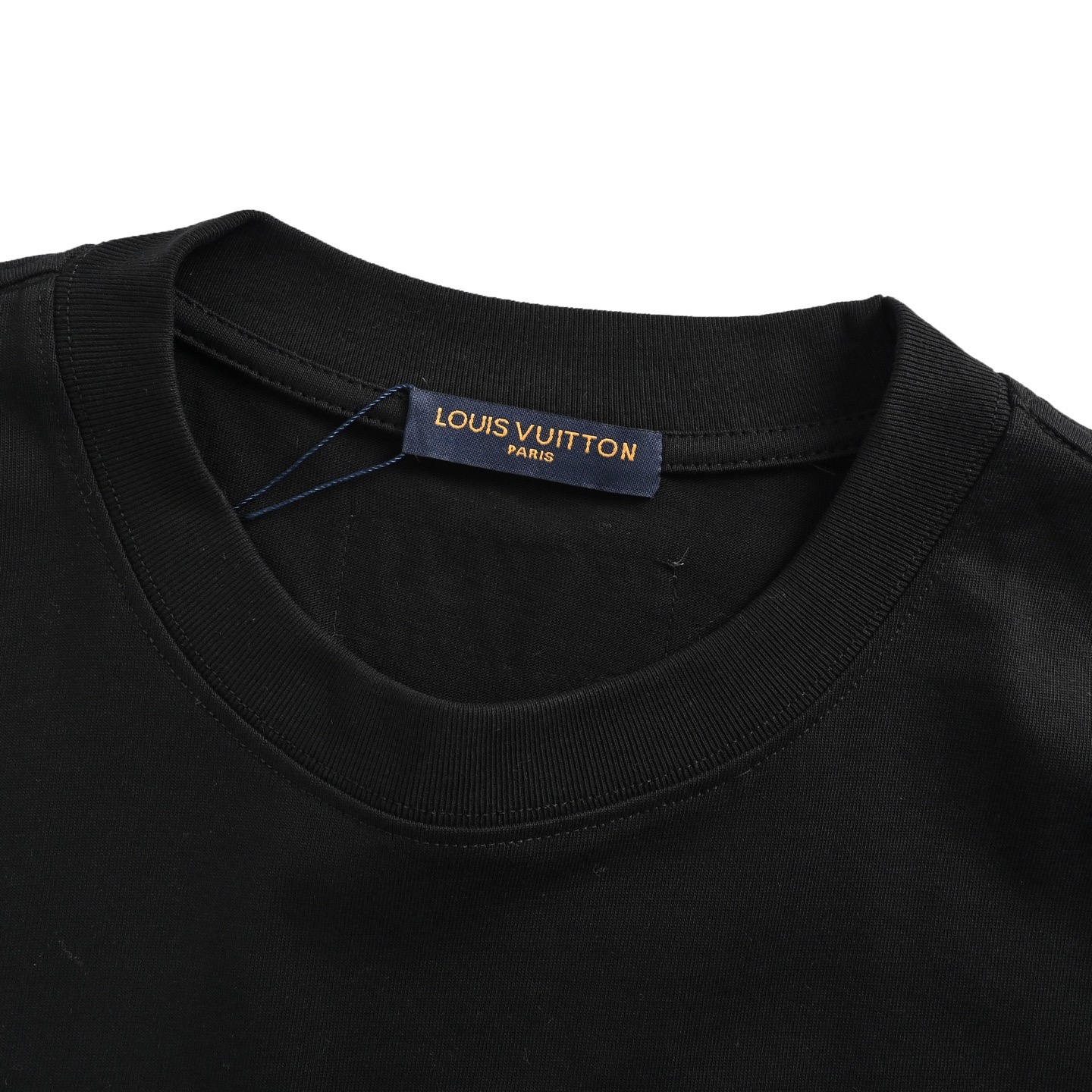 Clouds and large letters embroidered T-shirt