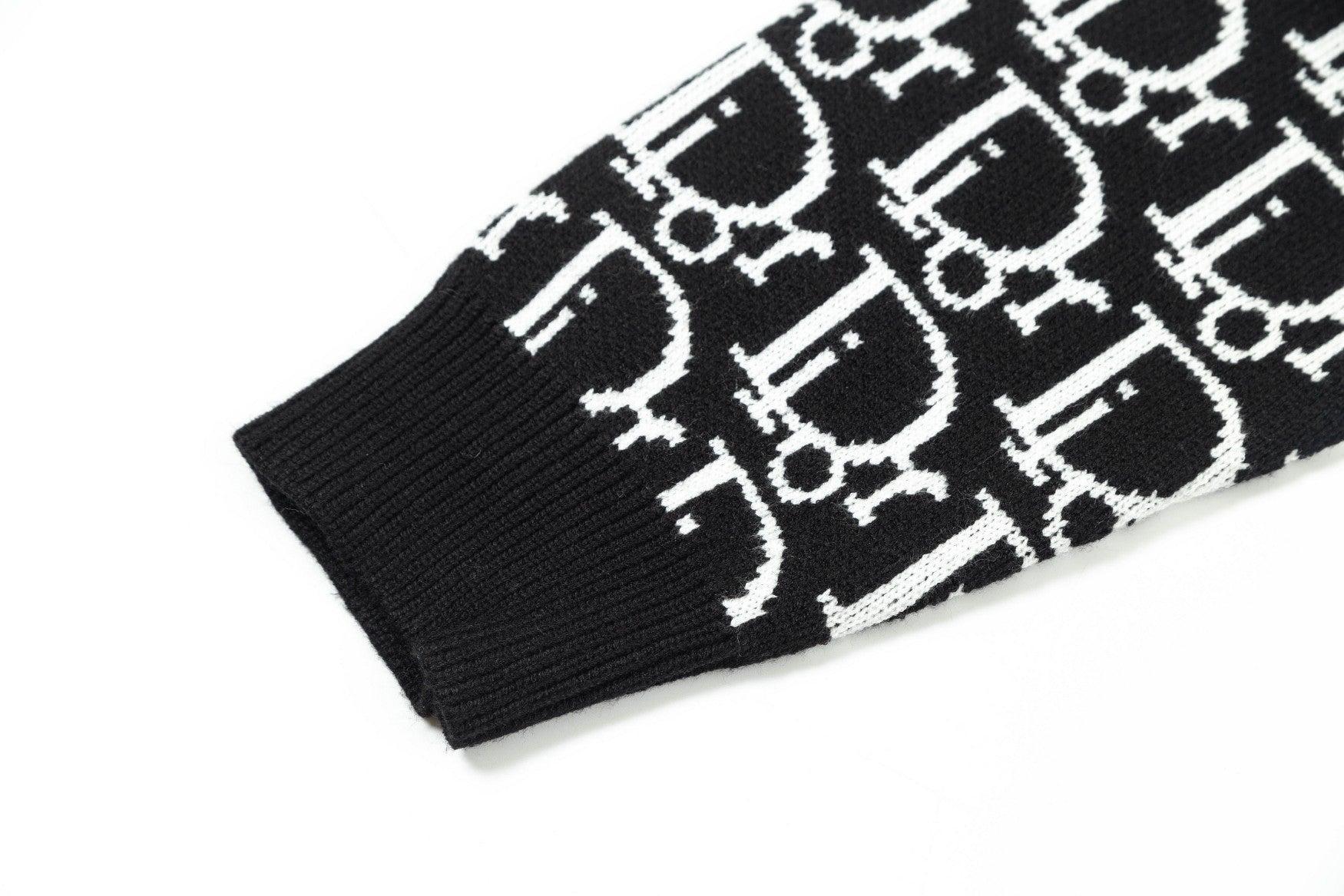 New High Quality Soft Sweater