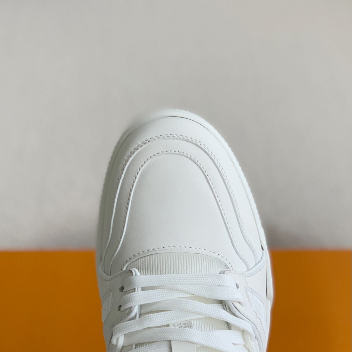 Trainer White Shoes