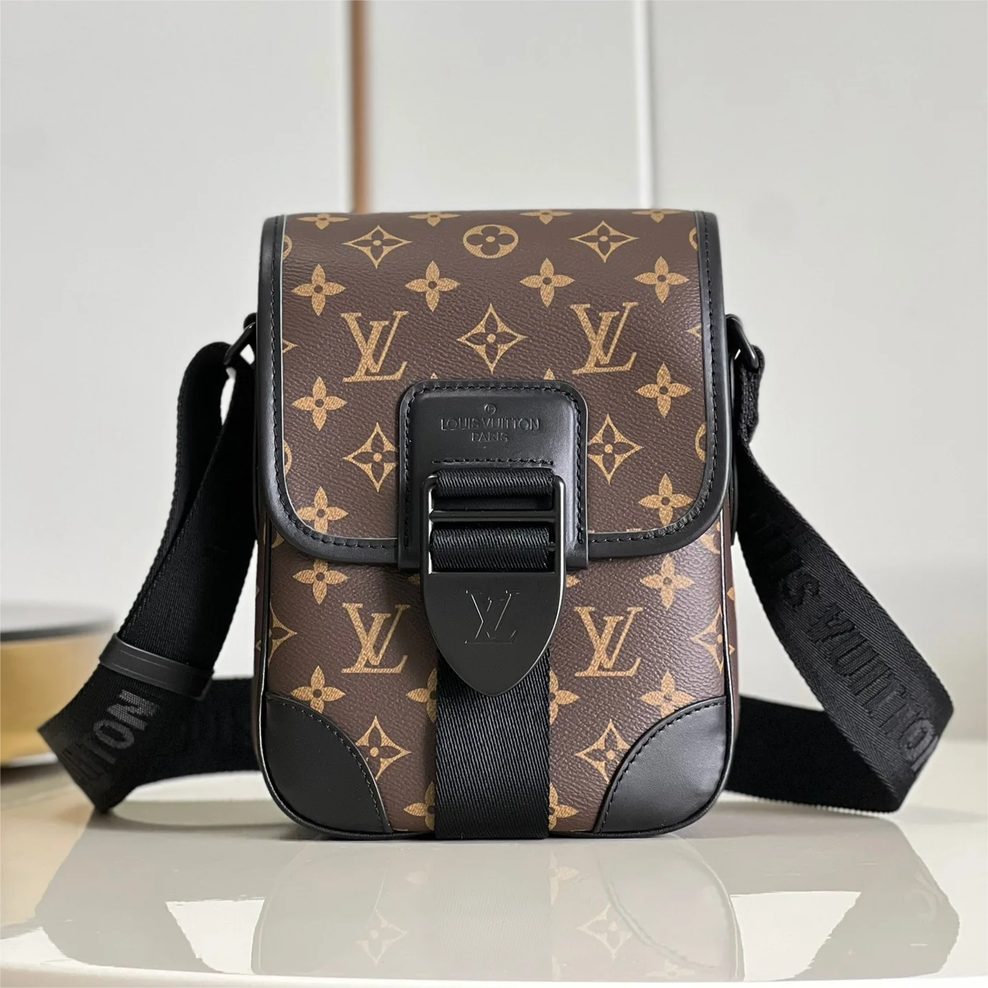 Black and Brown Bags