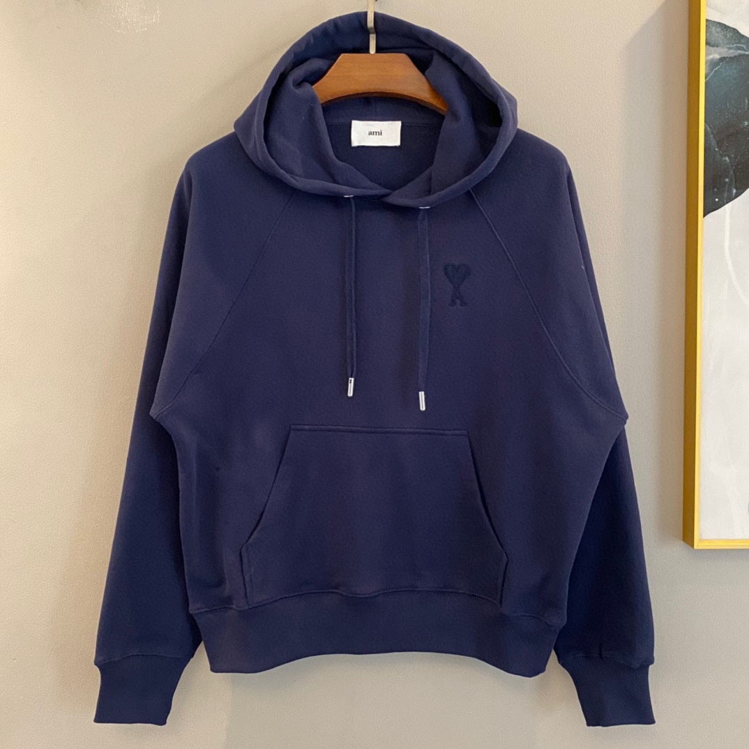 Heart Towel Embroidery Raglan Crewneck Hoodie