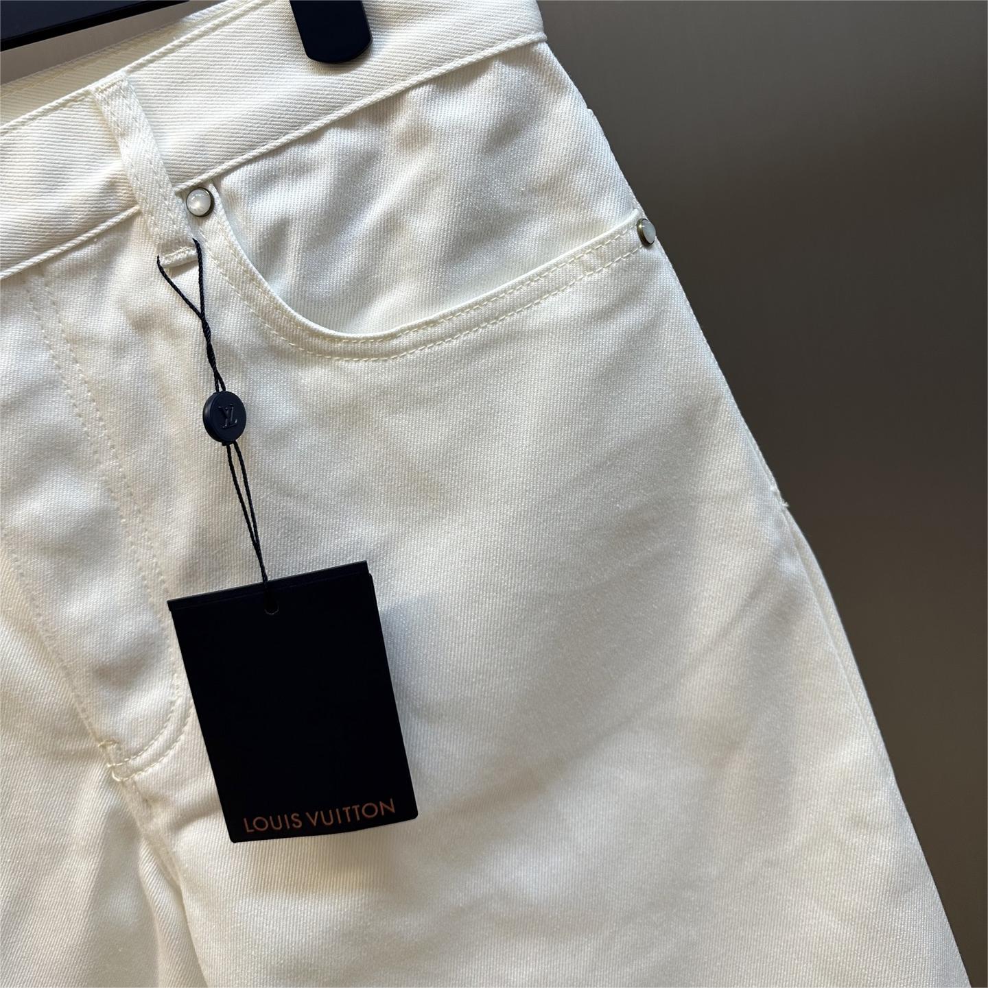 Embroidered Skateboard Denim Shorts