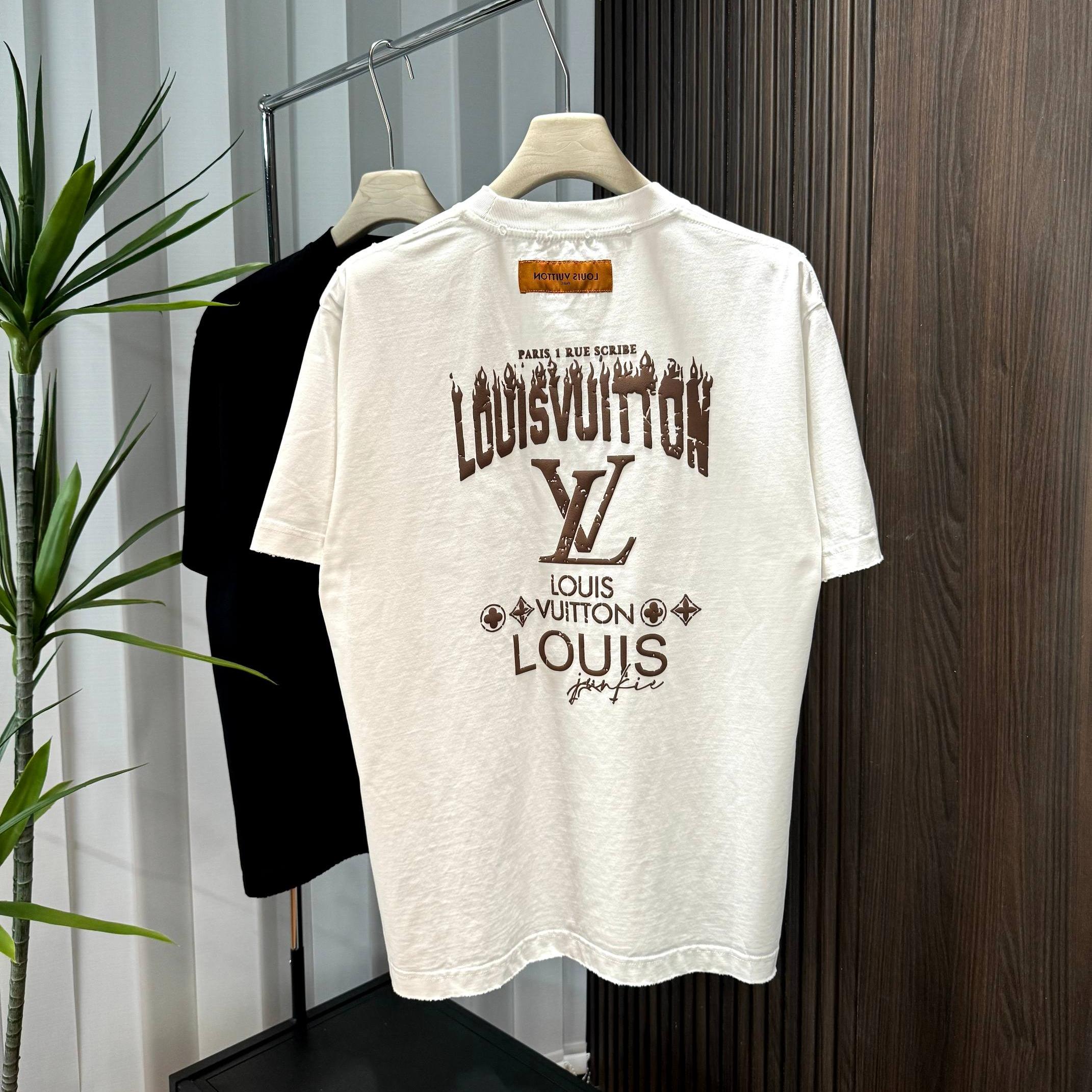 Distressed washed short-sleeved T-shirt