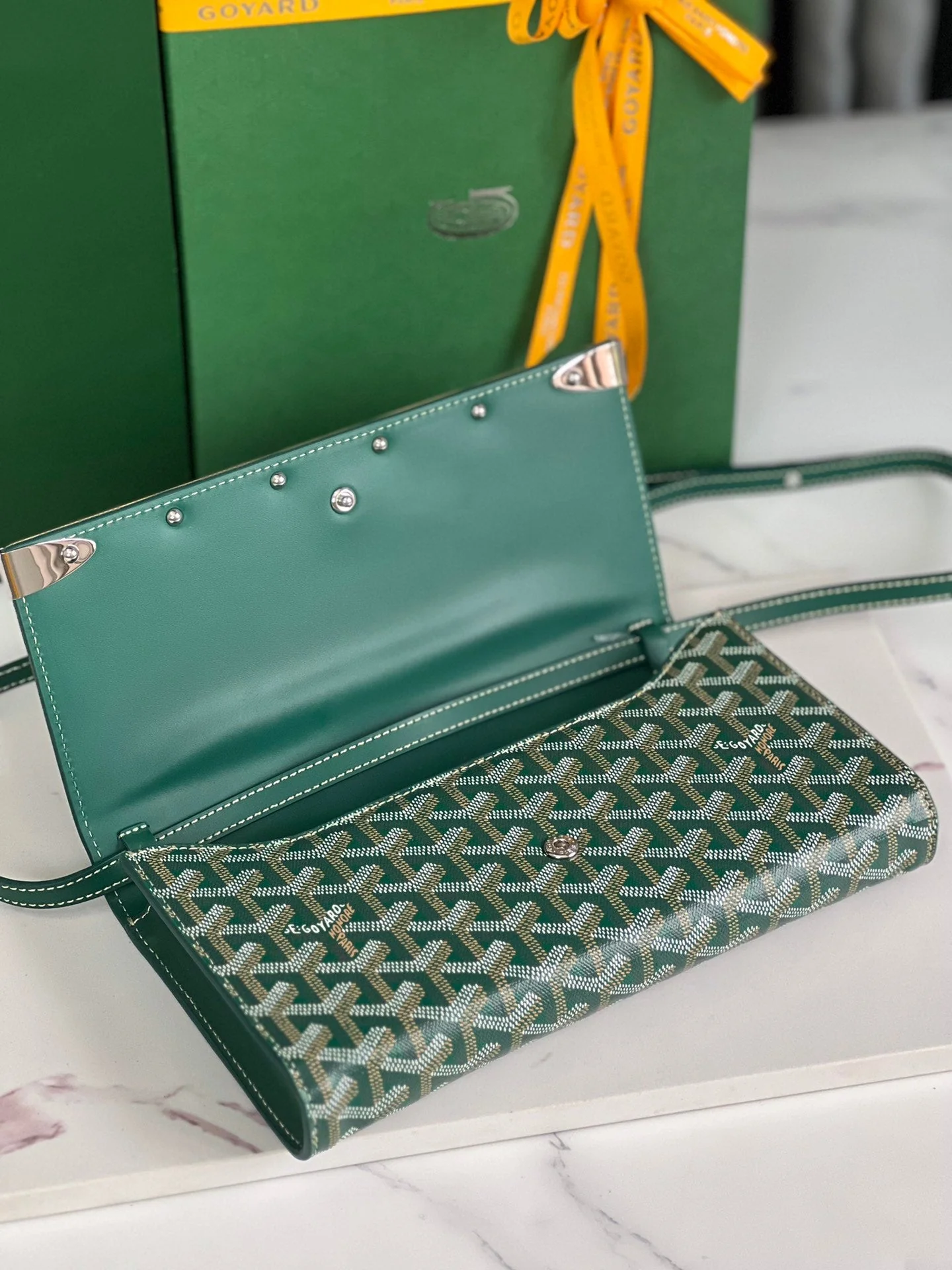 Green Canvas Small Clutch