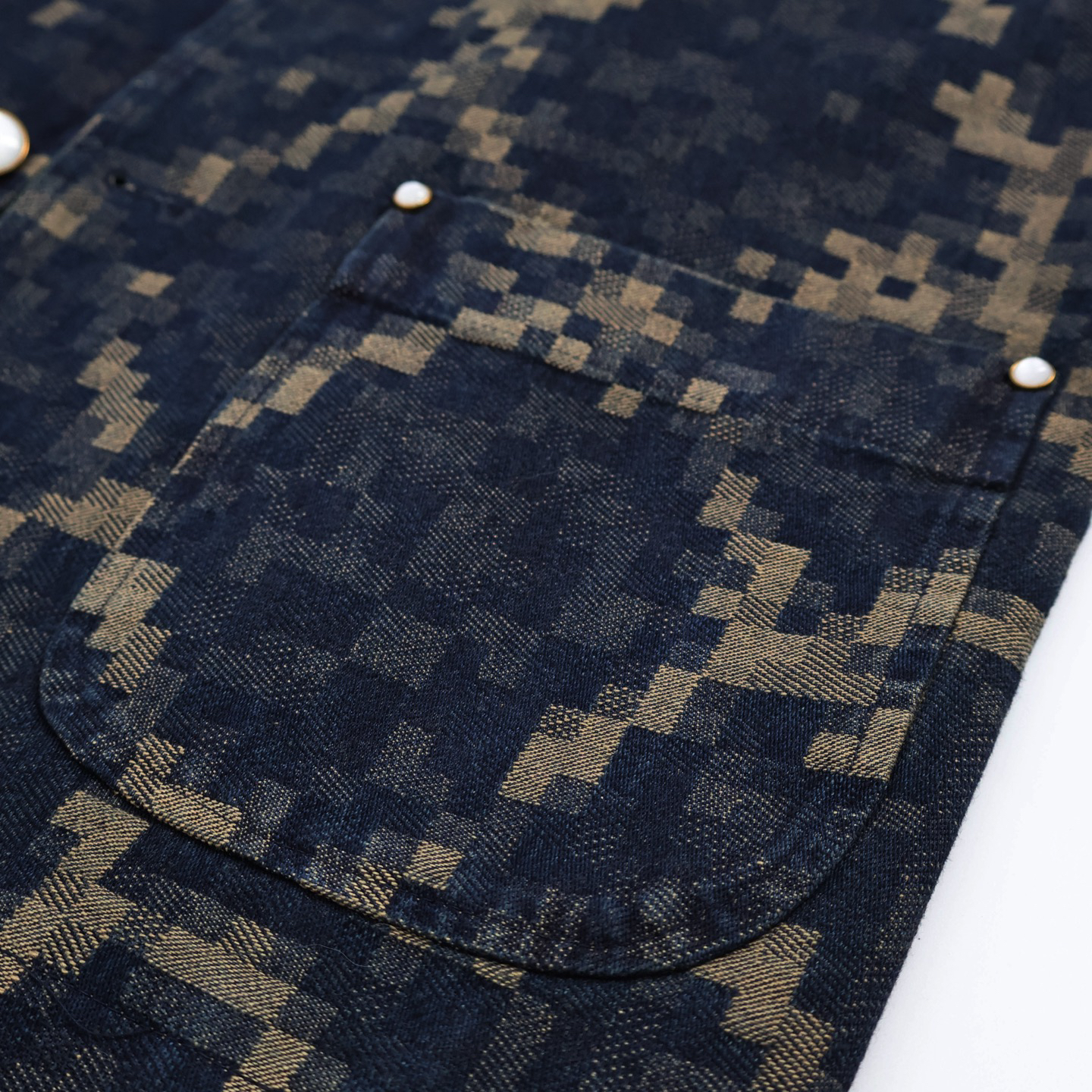 Snake print denim collarless jacket