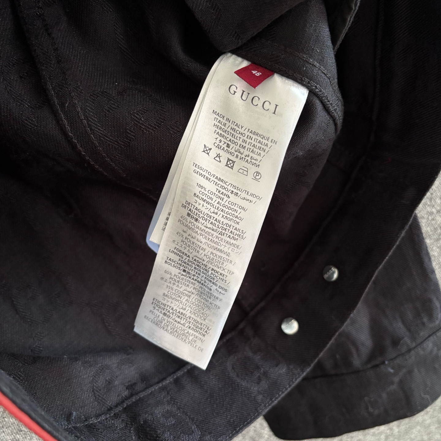 Embossed denim long-sleeved jacket