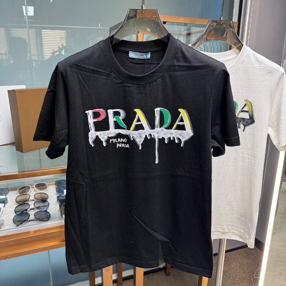 Personalized Graffiti Letter Print T-shirt