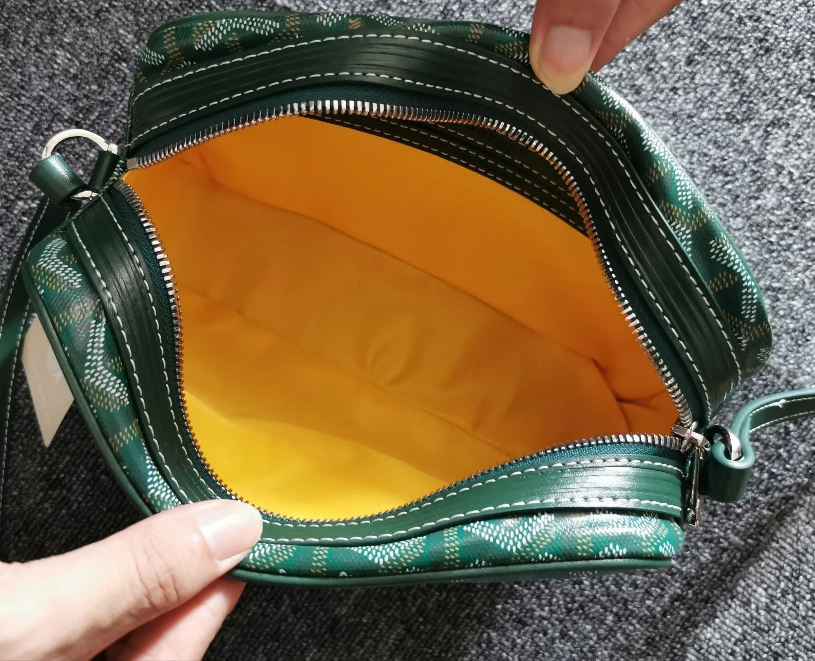 Cap-Vert Pm Bag 23cm Green