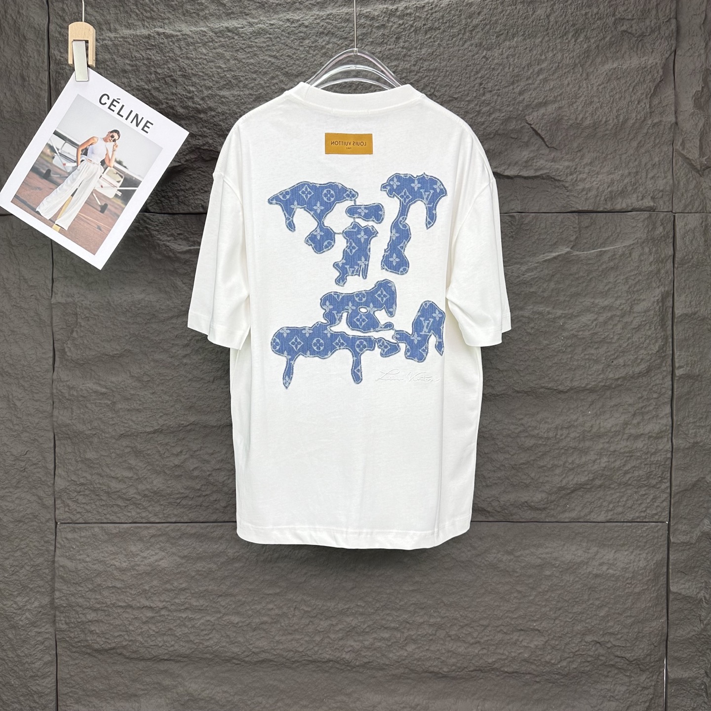 Blue patch embroidered short-sleeved T-shirt