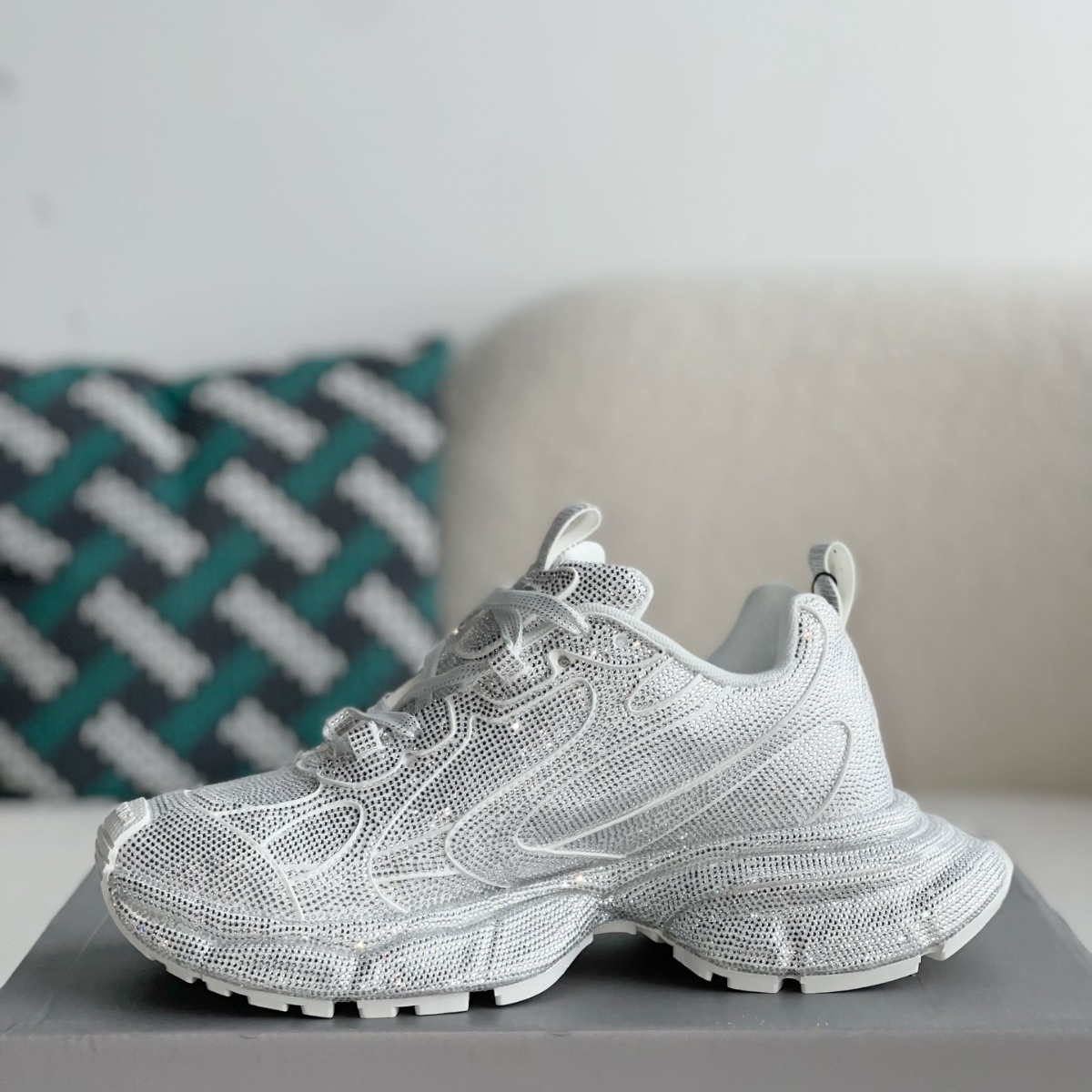 3XL Sneaker Full Diamond