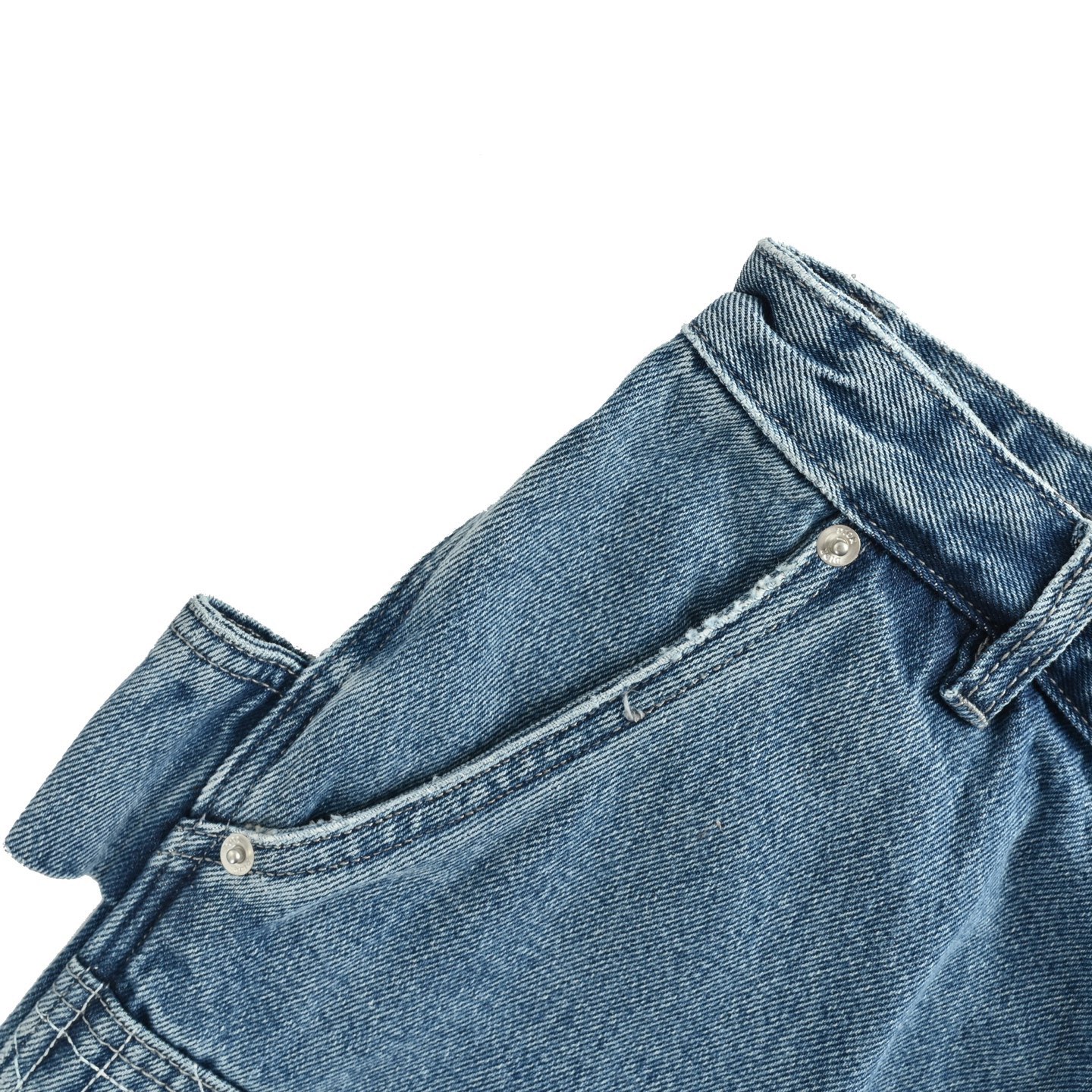 Denim cargo shorts with cannage embroidery