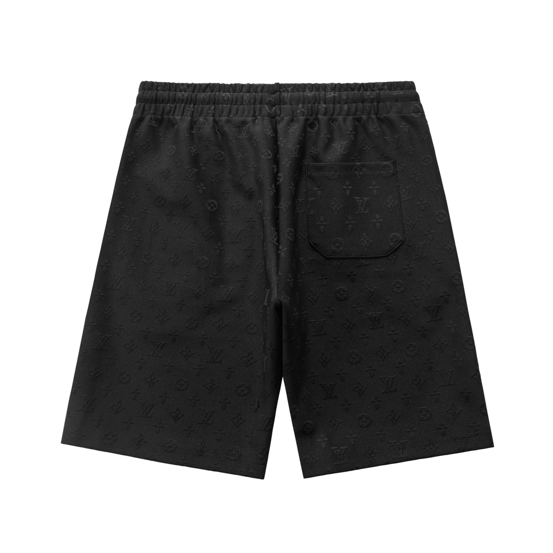 2025 new light luxury shorts