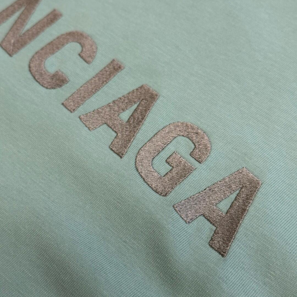 Mint green embroidered short-sleeved T-shirt