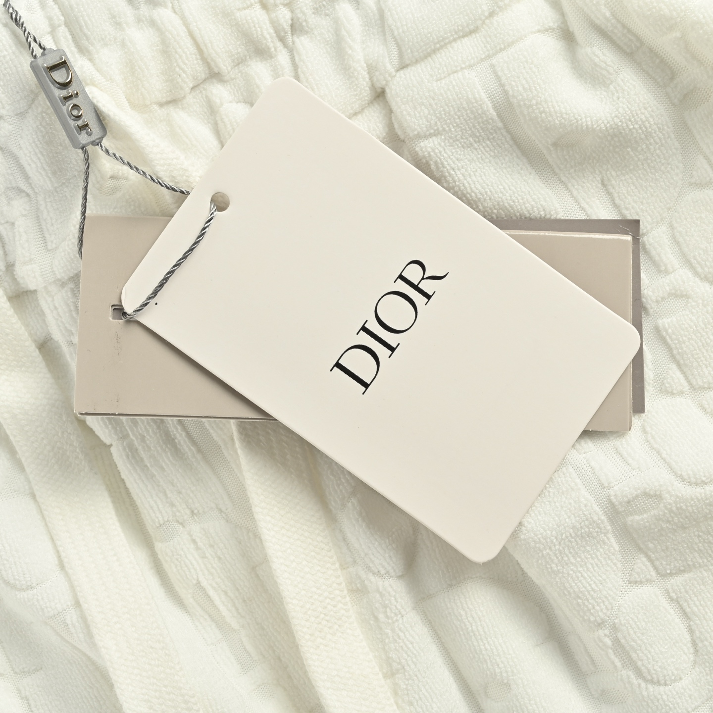 Hidden-print logo jacquard towelling shorts