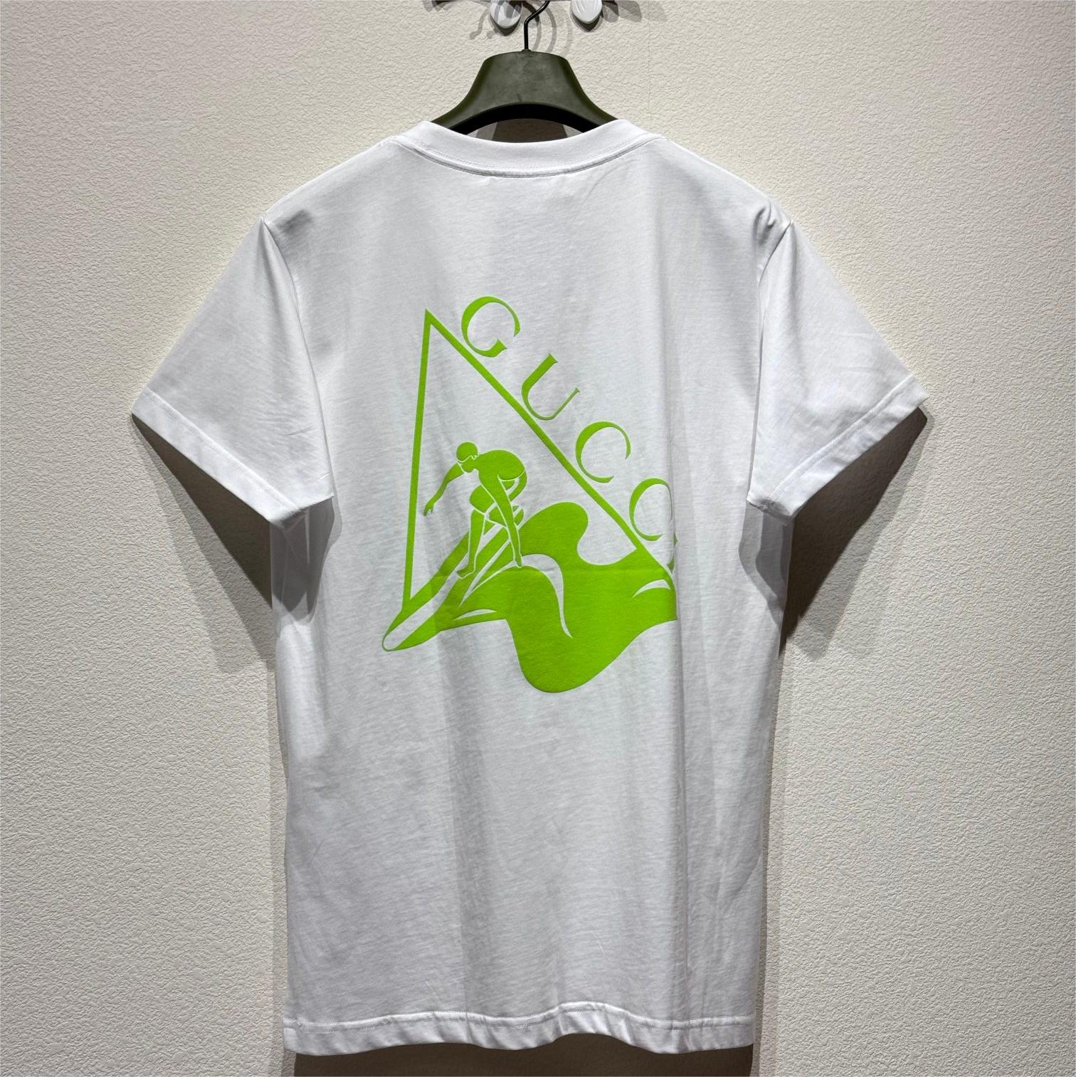 Surfing Print T-shirt