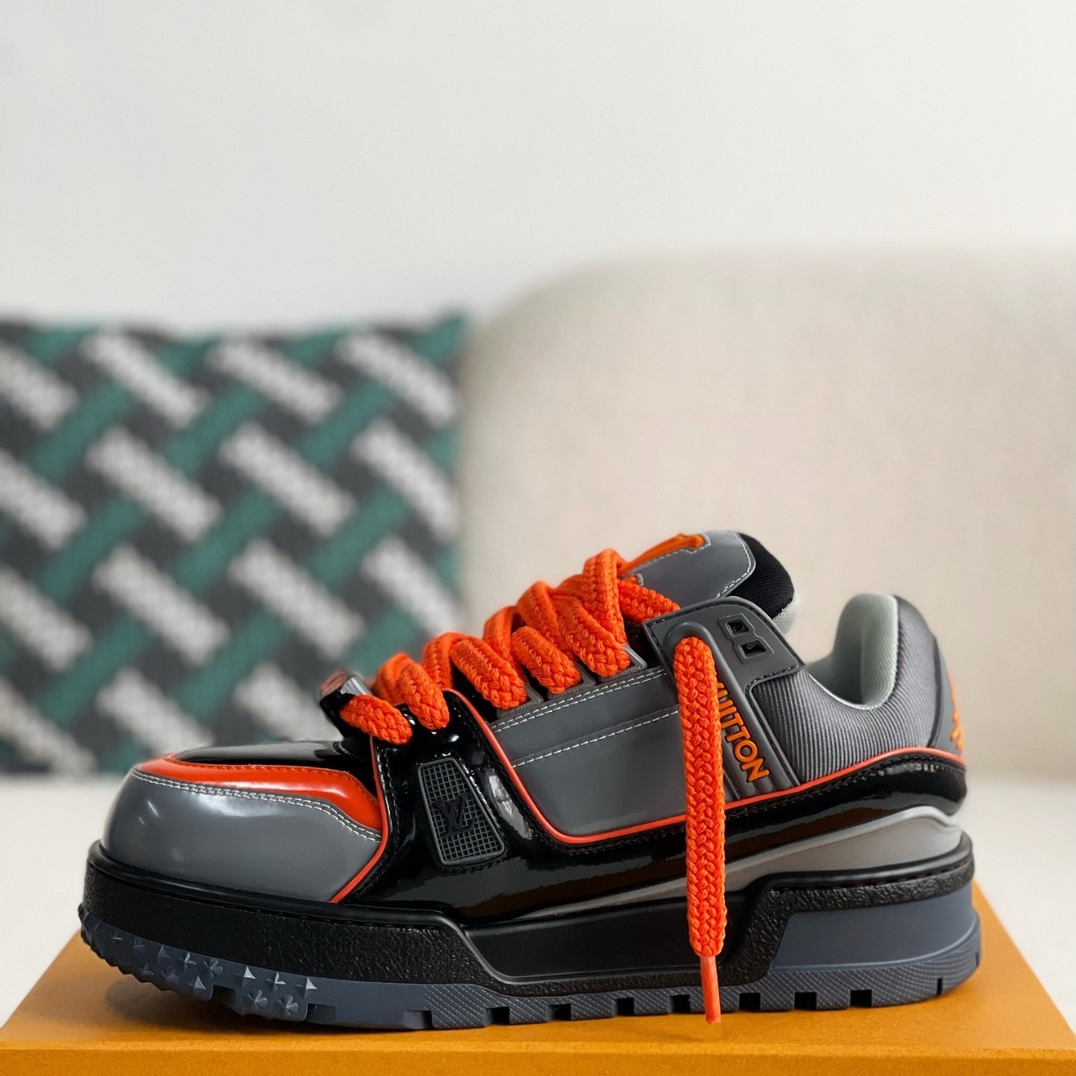 Trainer Maxi Black Orange Monogram