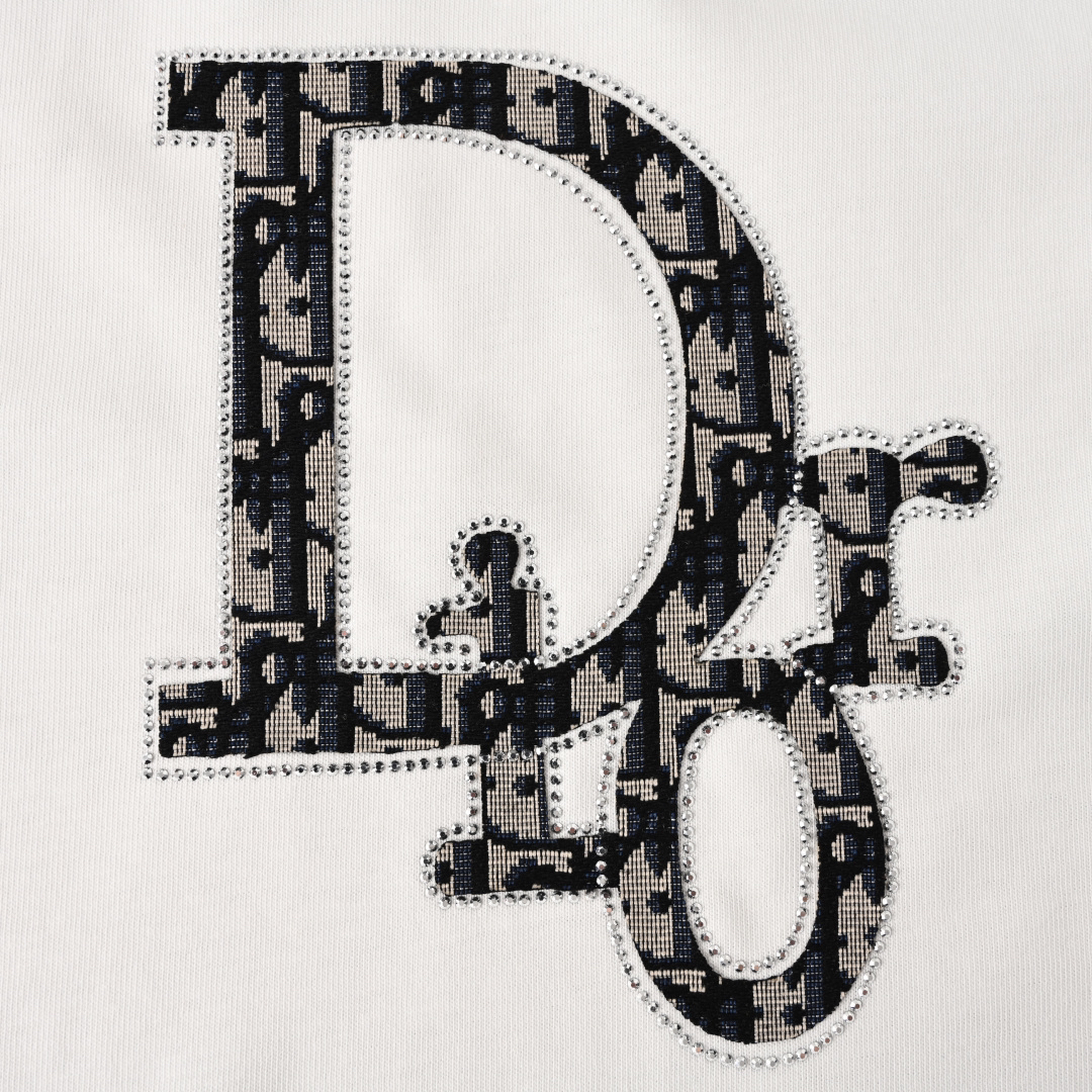 Patch printed embroidered T-shirt