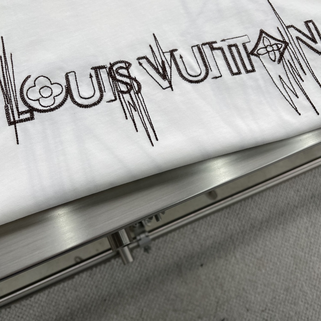 New round neck fashion short sleeve T-shirt