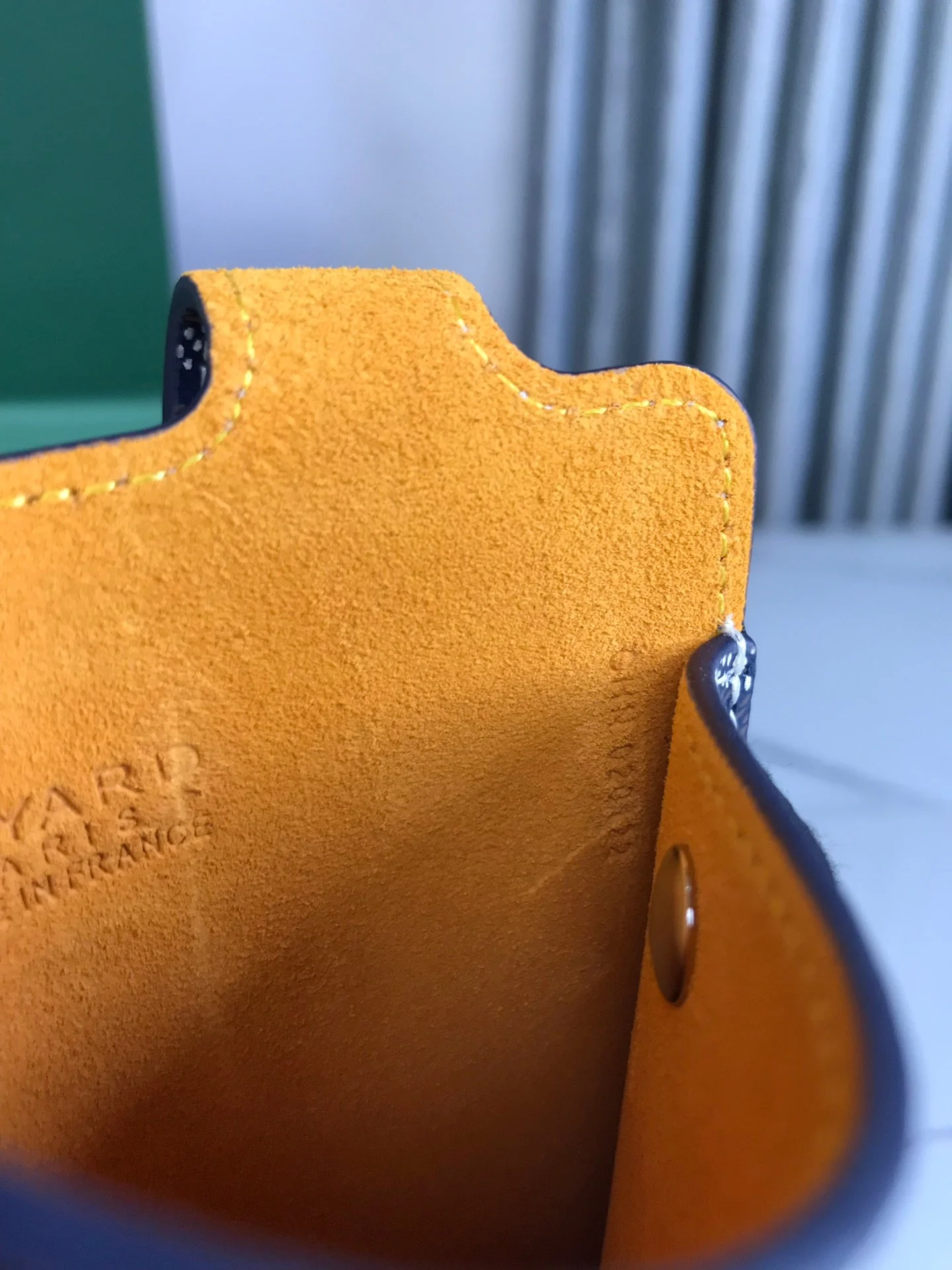 Gm Case 18 In Navy Canvas