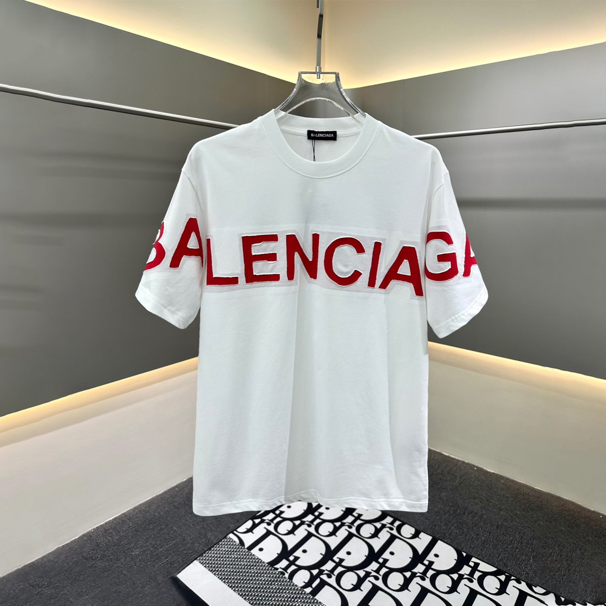 Embroidered patchwork print short-sleeved T-shirt