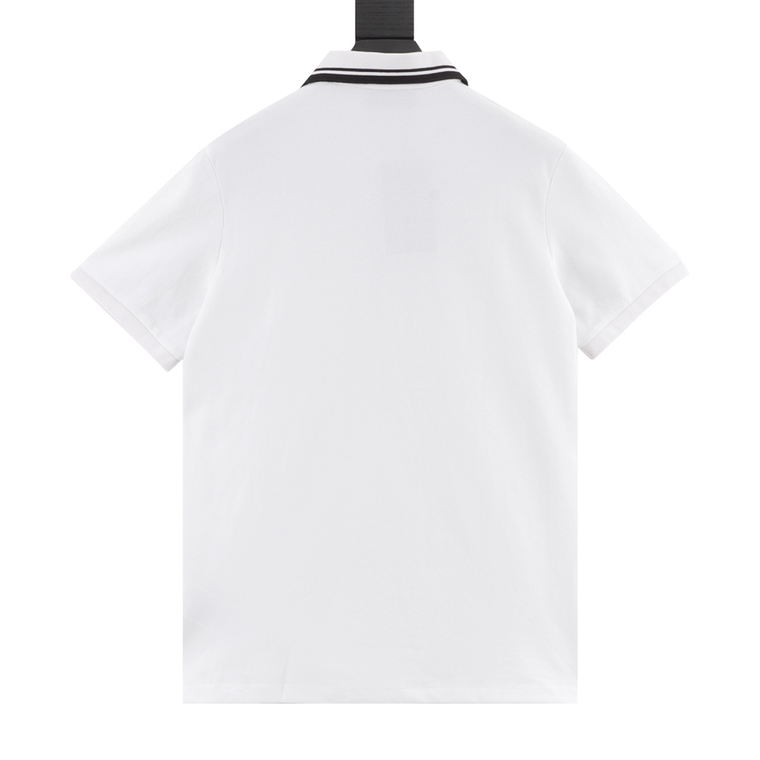 New Polo with pocket embroidery