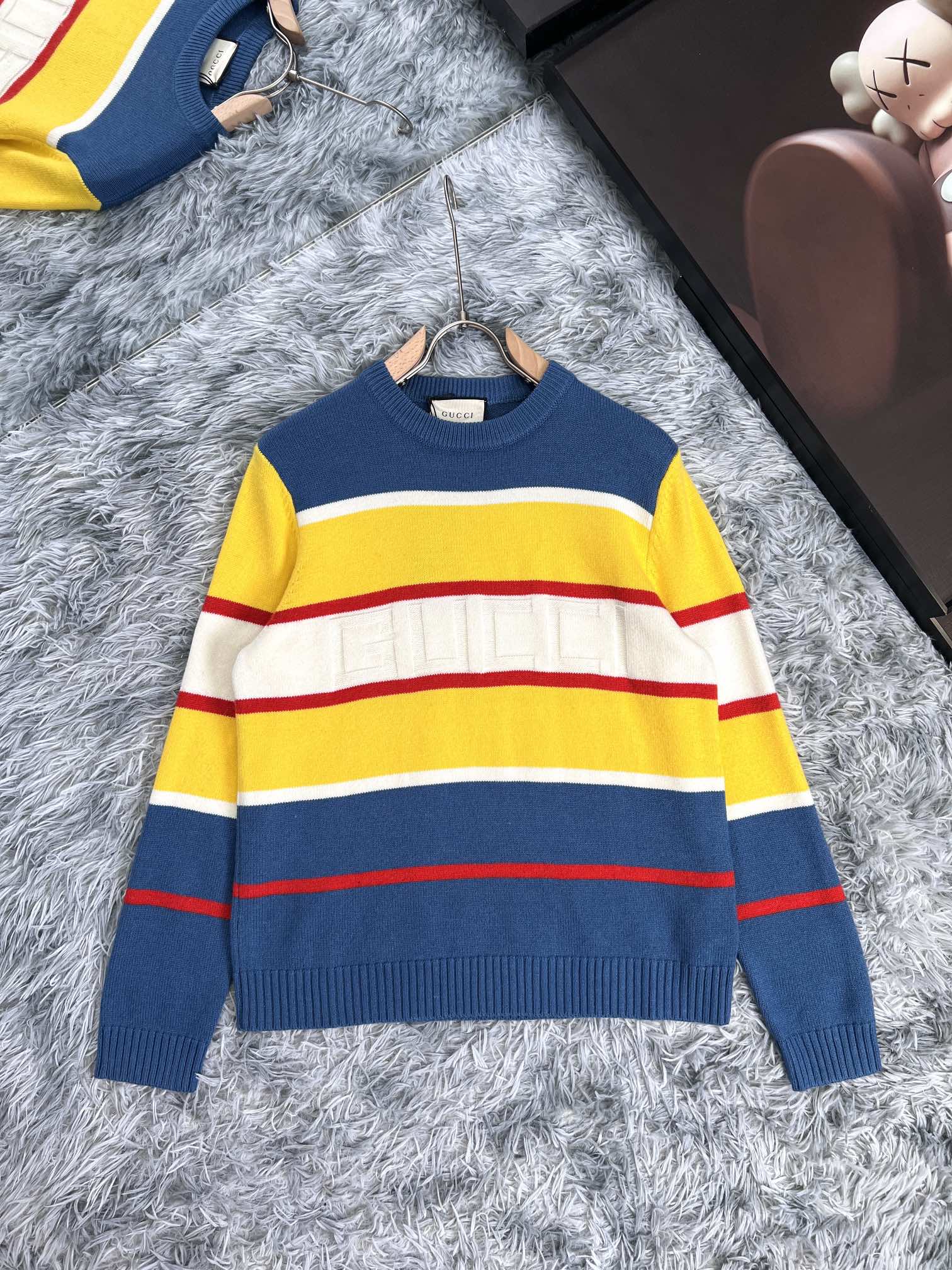 New Color Contrast Sweater