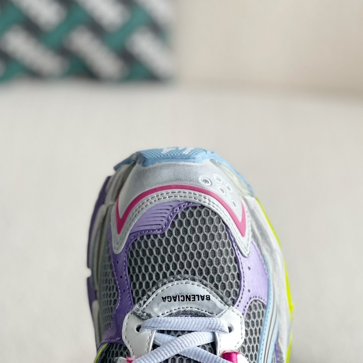 Runner rubber and mesh sneakers