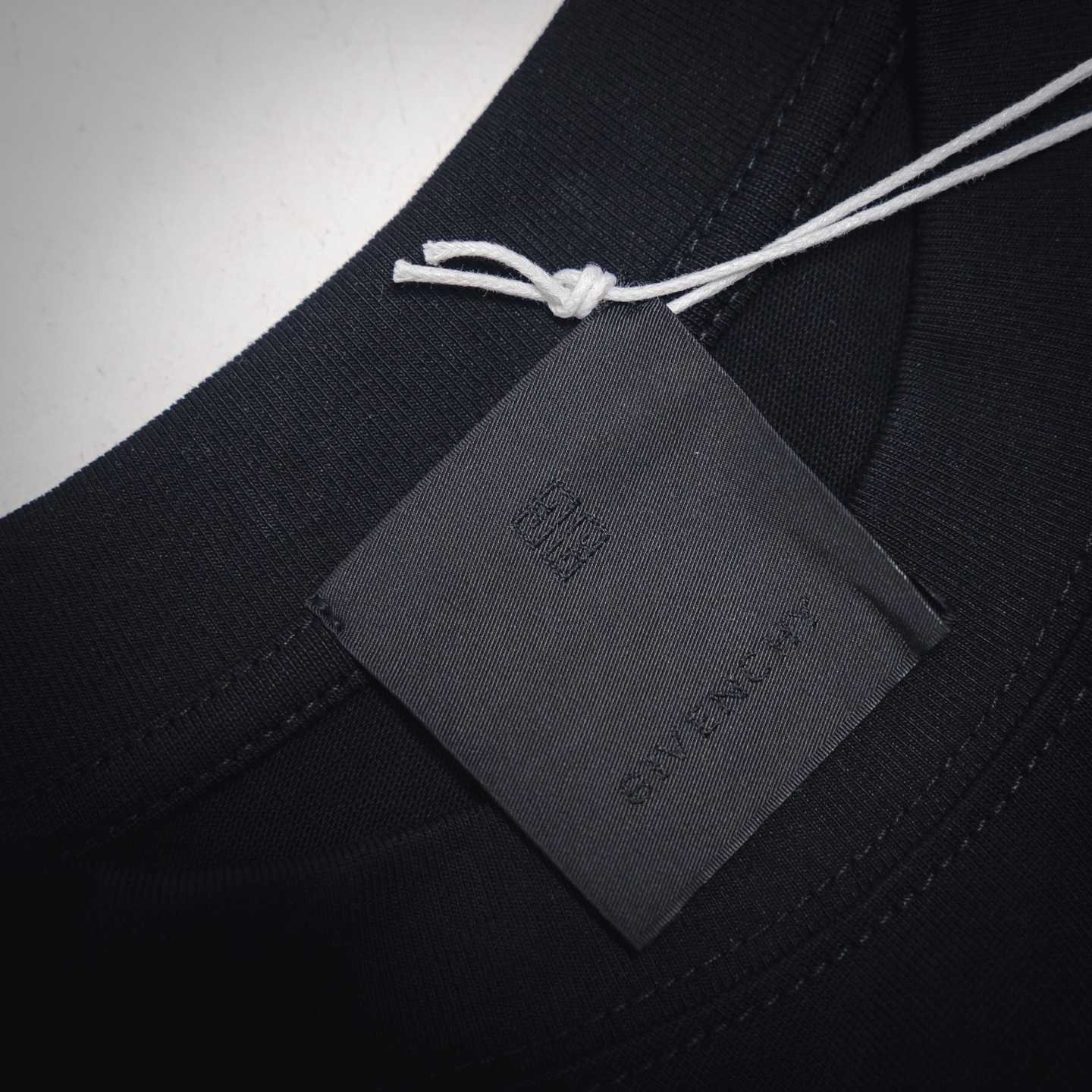 GVC reverse front and back print short sleeve T-shirt