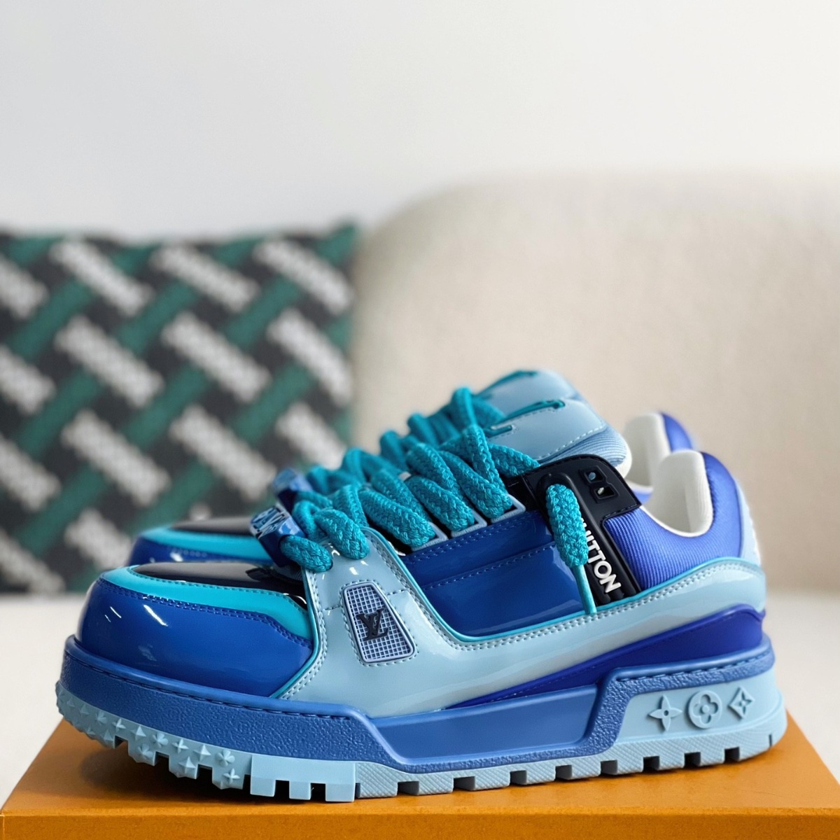 Blue Max sneakers