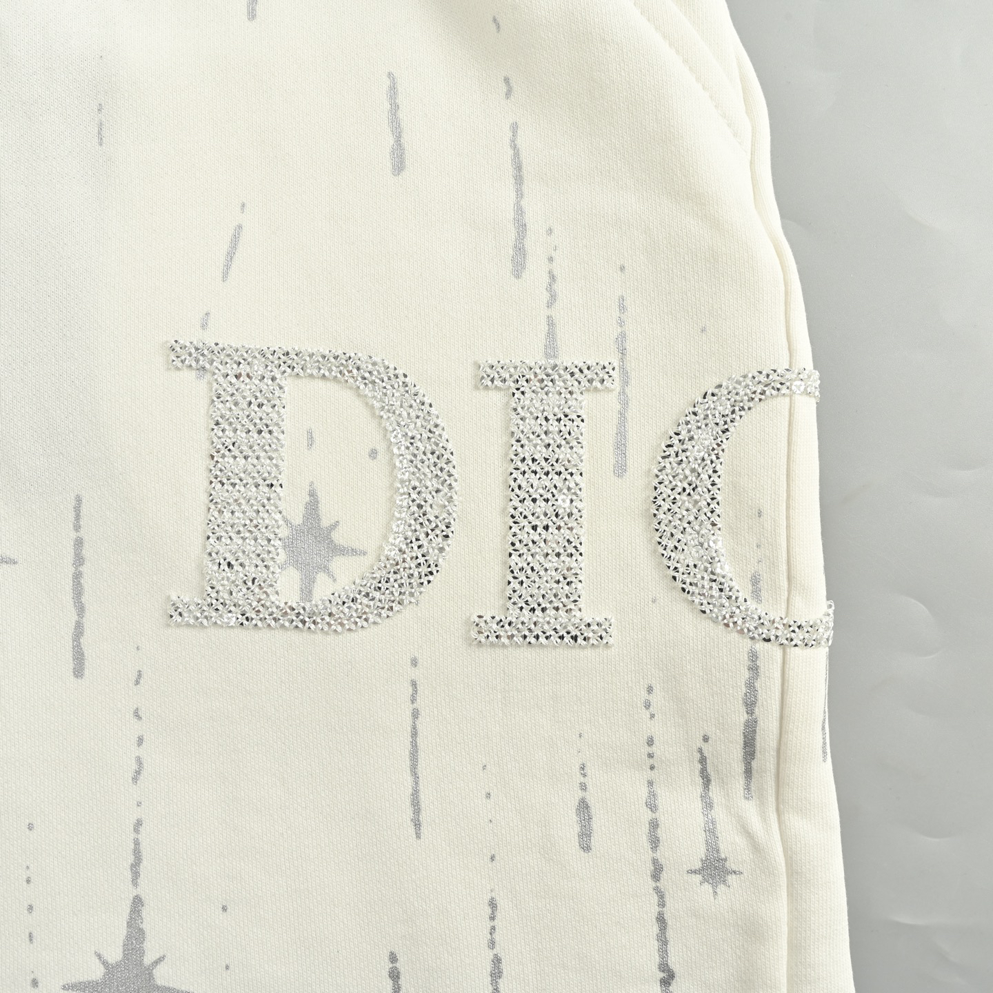 25ss embroidered lettering shooting star shorts