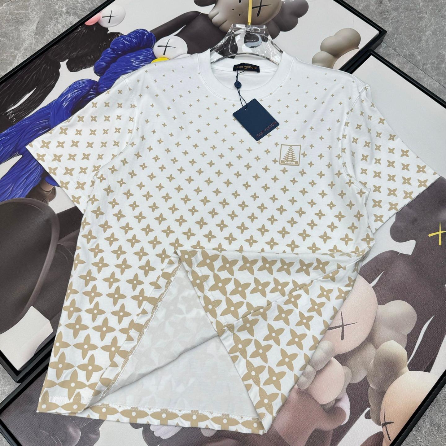 New short-sleeved round neck T-shirt