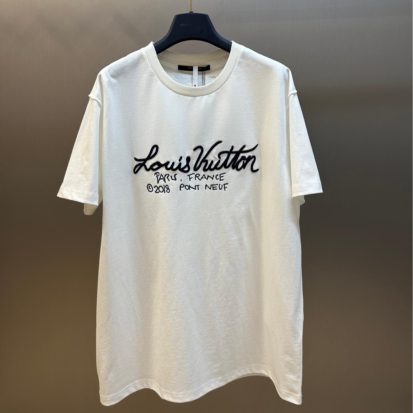 Signature Print Embroidered T-shirt