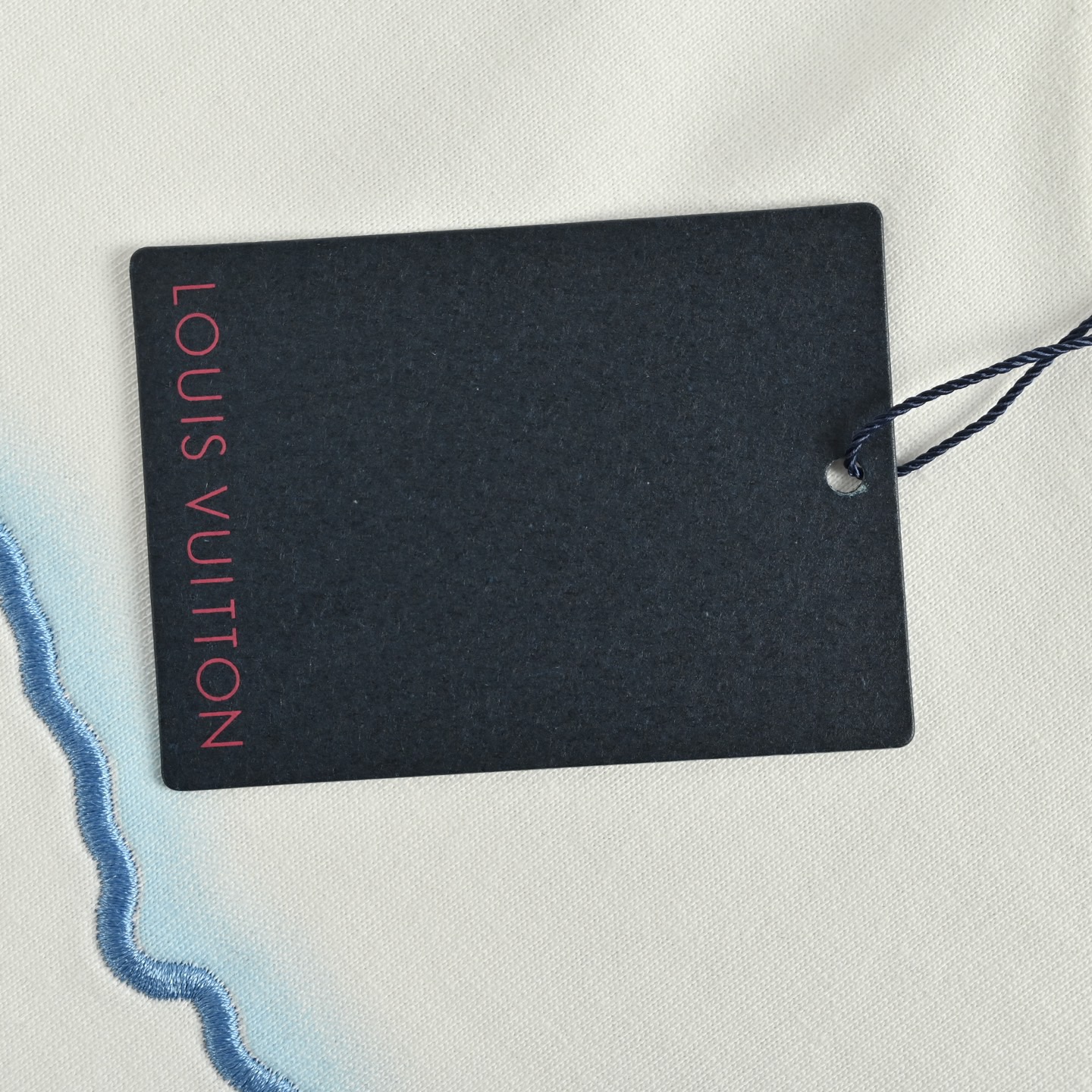 Clouds and large letters embroidered T-shirt