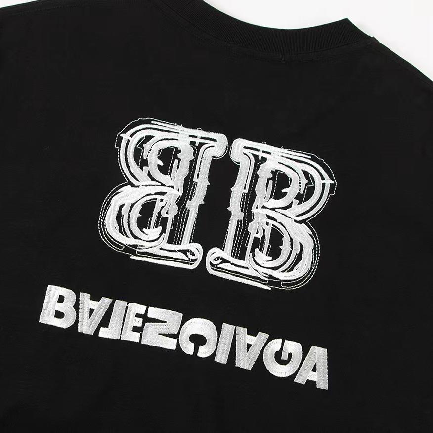 Lettering embroidered T-shirt