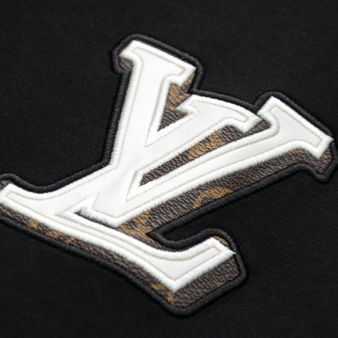 Classic leather label T-shirt