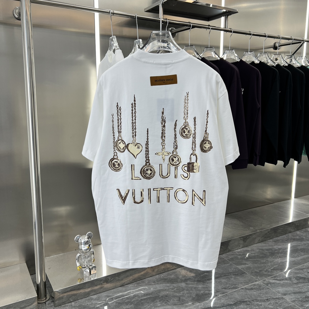 Hand-painted embroidered T-shirt